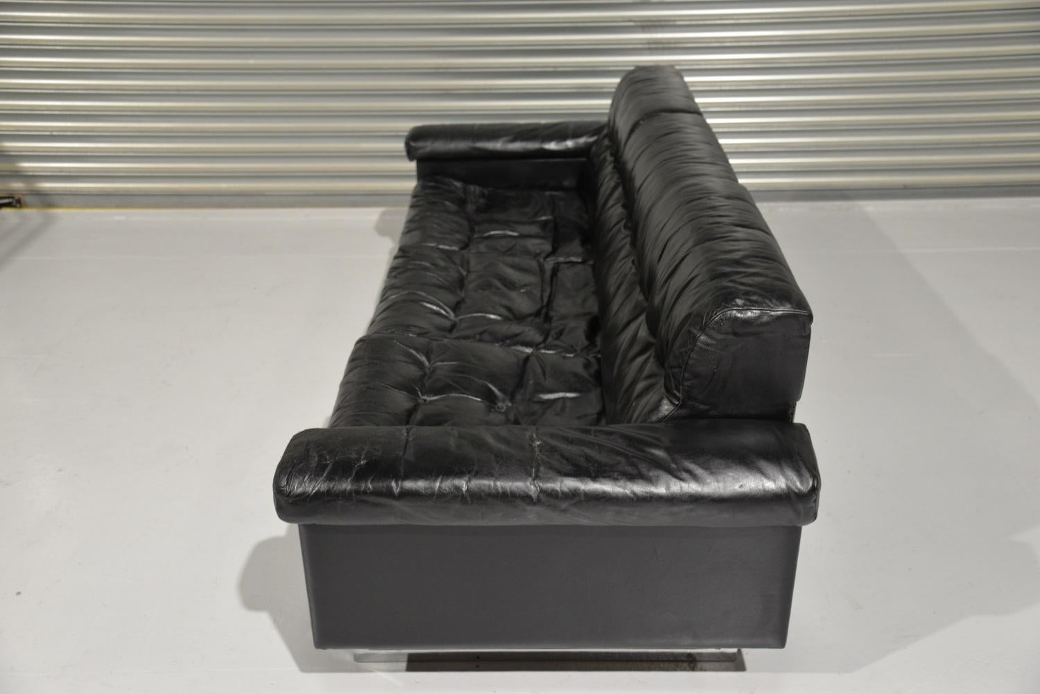 Mid-Century Modern Classic Vintage De Sede 3 Seat Leather Sofa, Switzerland 1970s For Sale