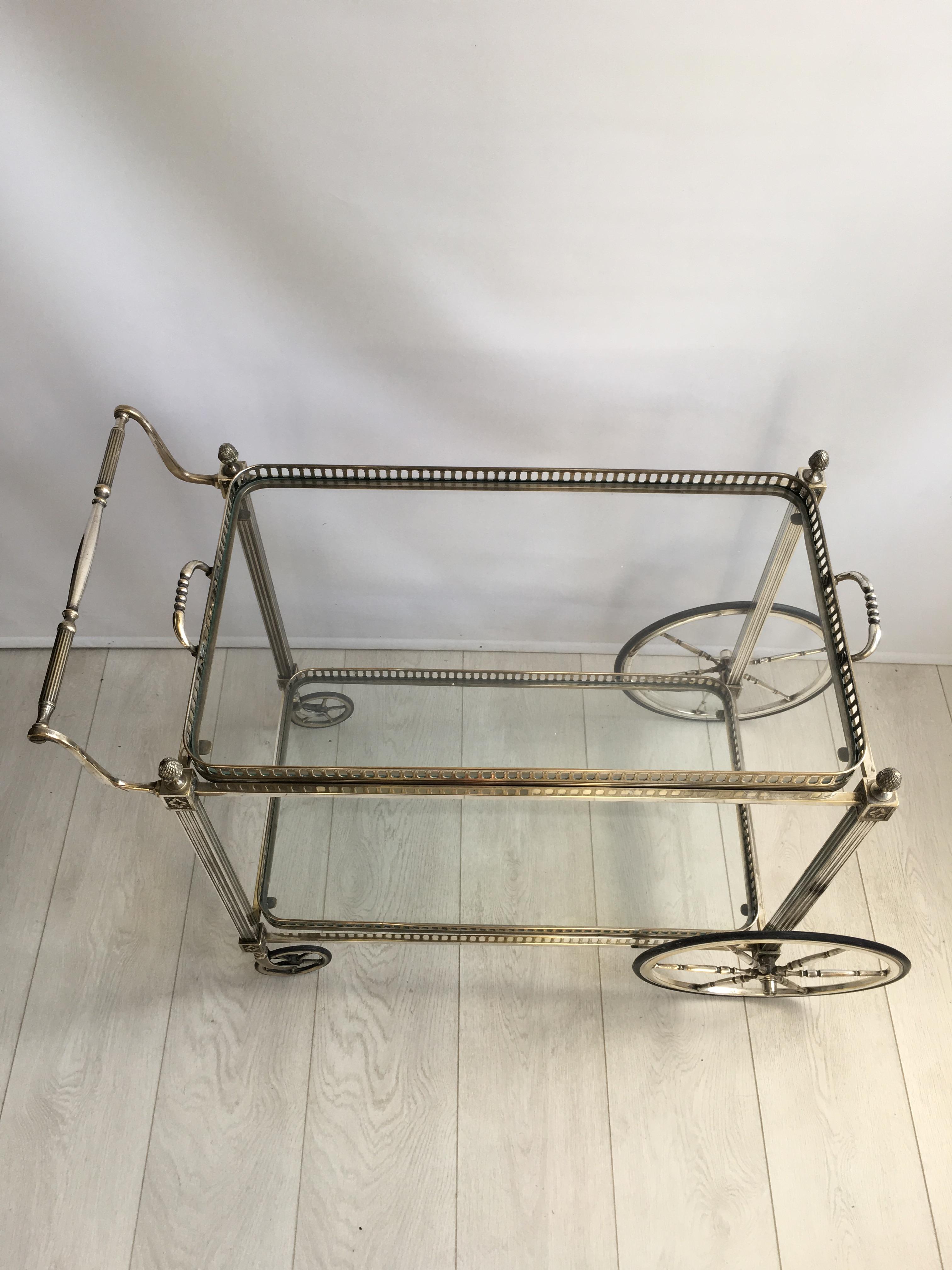Classic Vintage French Silver Drinks Trolley or Bar Cart (Mitte des 20. Jahrhunderts)