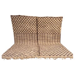 Tapis marocain classique Vintage Neutre Beni Ourain avec Design Tribal Marron