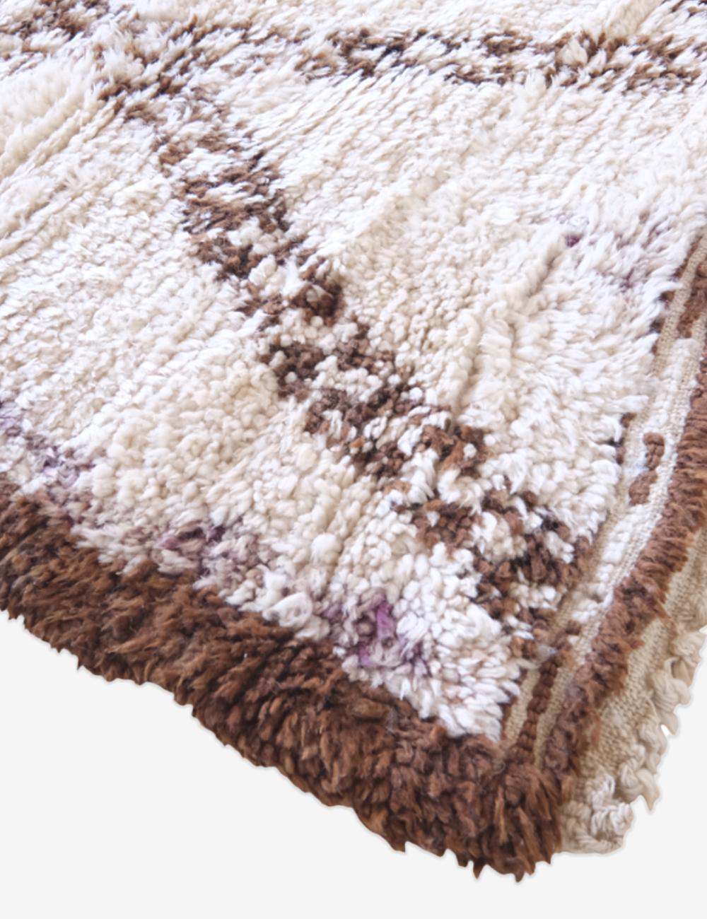 Lana Tappeto classico vintage neutro marocchino Beni Ourain con design tribale in vendita