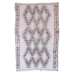Tappeto classico vintage neutro marocchino Beni Ourain con design tribale