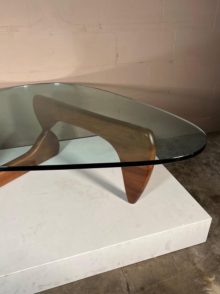 Classic Vintage Noguchi Coffee Table at 1stDibs