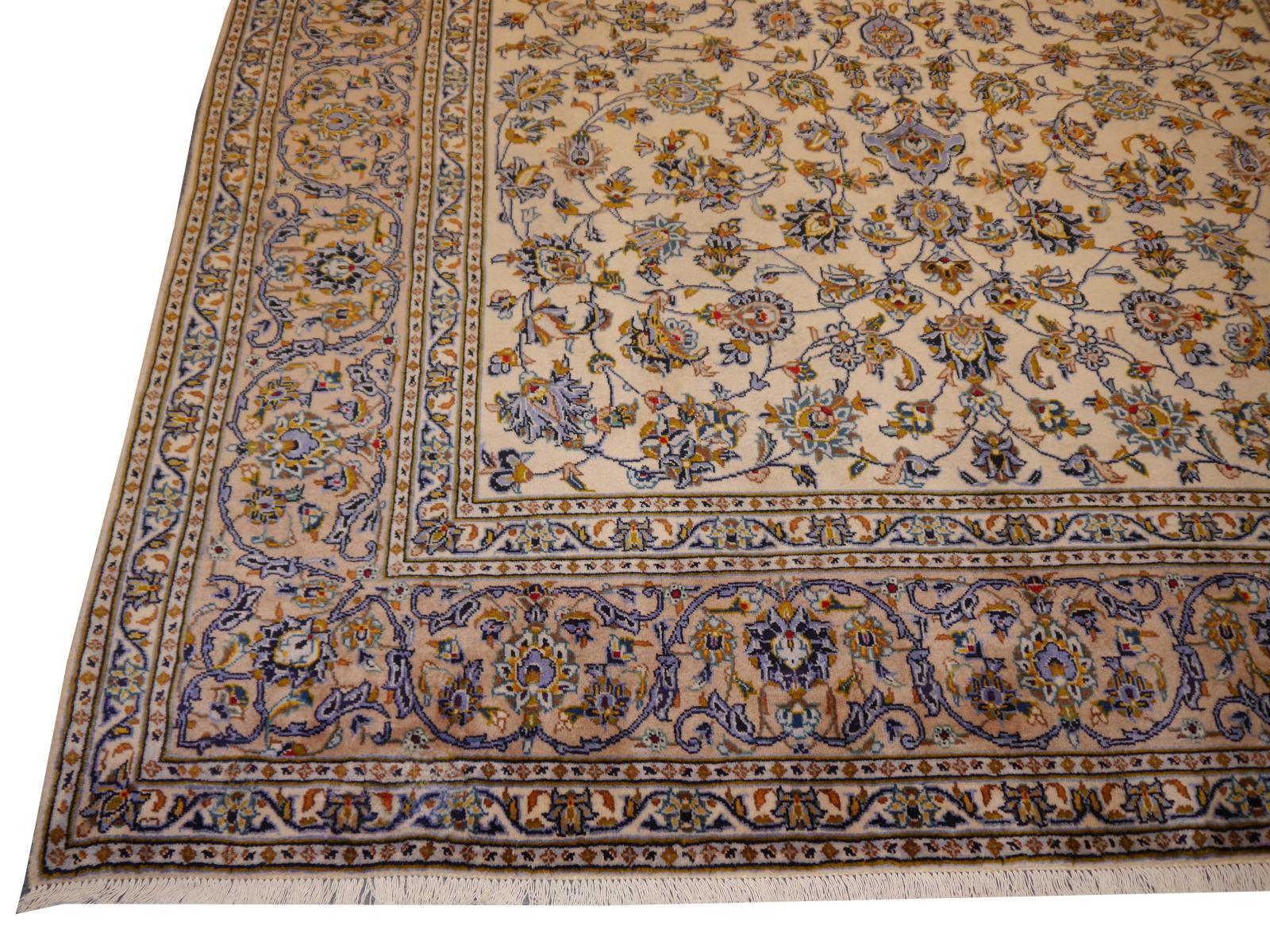 Kashan Classic Vintage Rug 12 x 8 ft hand knotted in beige and blue For Sale