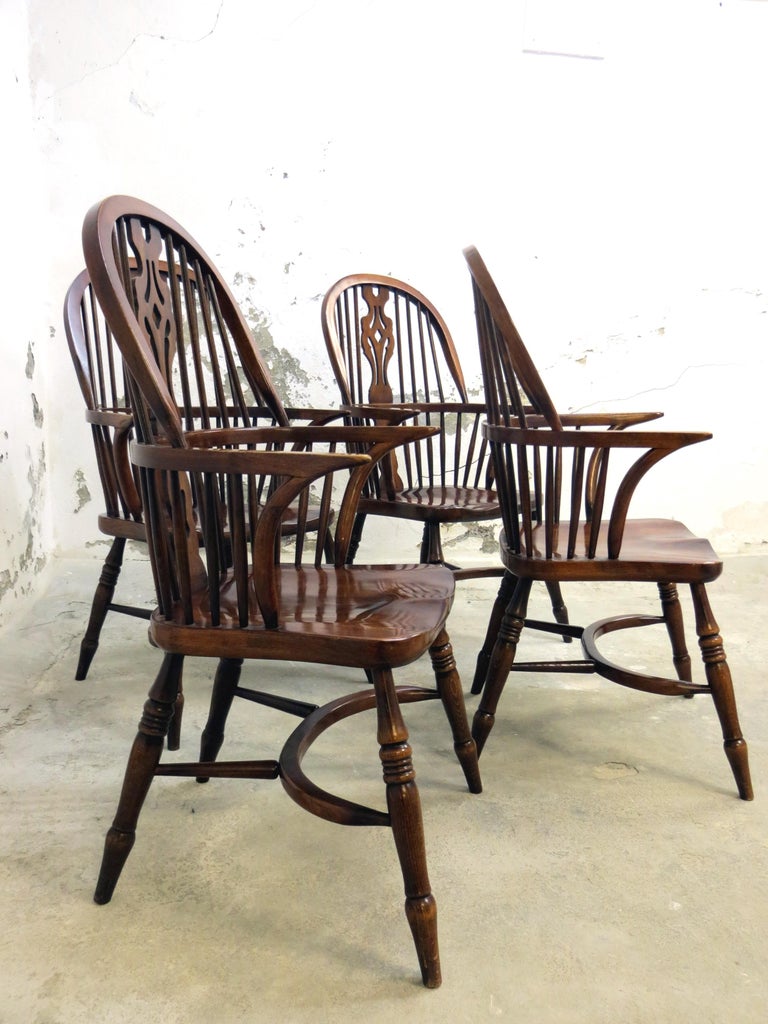 Classic Vintage Splatback Windsor Dining Room Armchairs ...