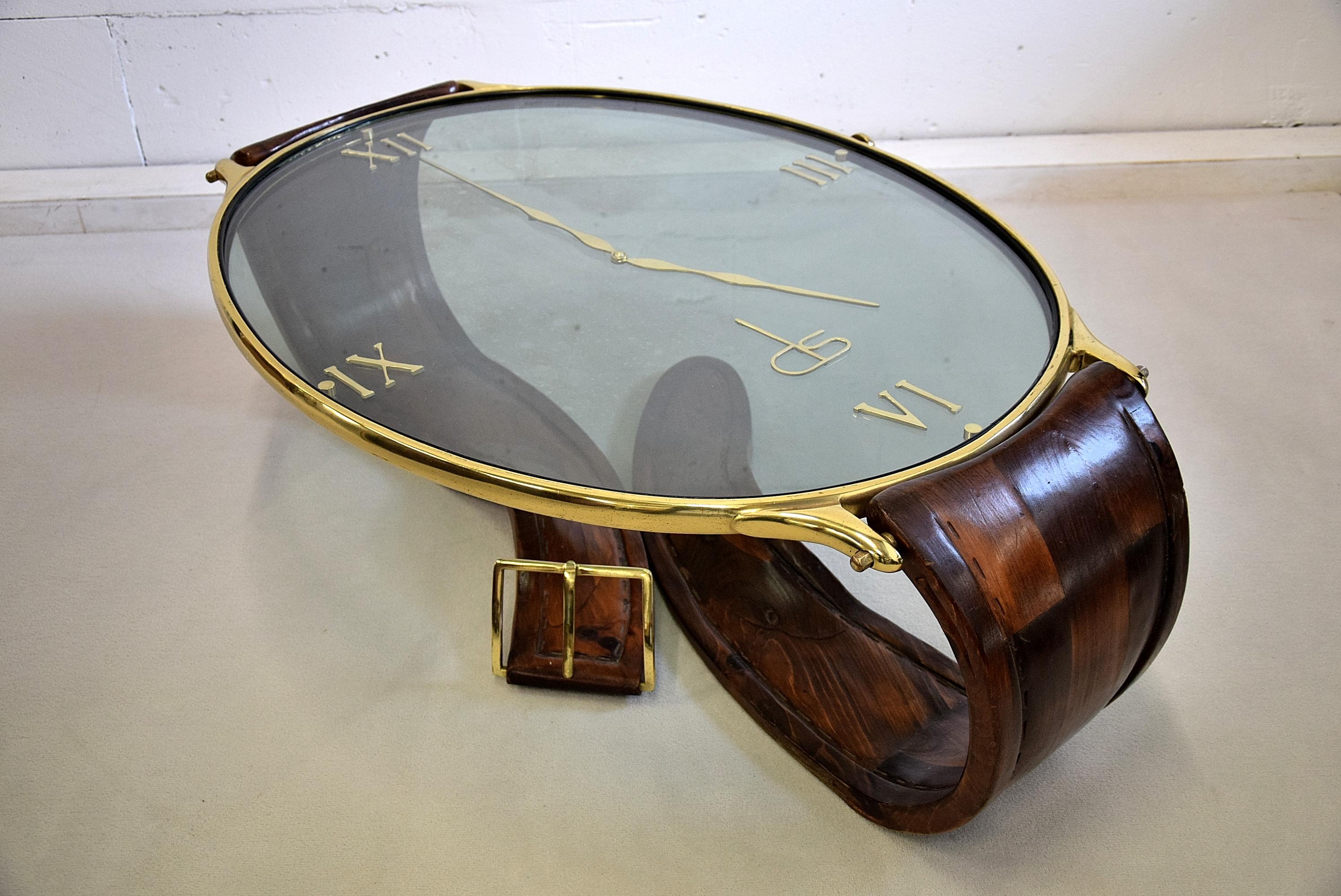 Classic Vintage Wristwatch Midcentury Italian Coffee Table In Good Condition In Weesp, NL