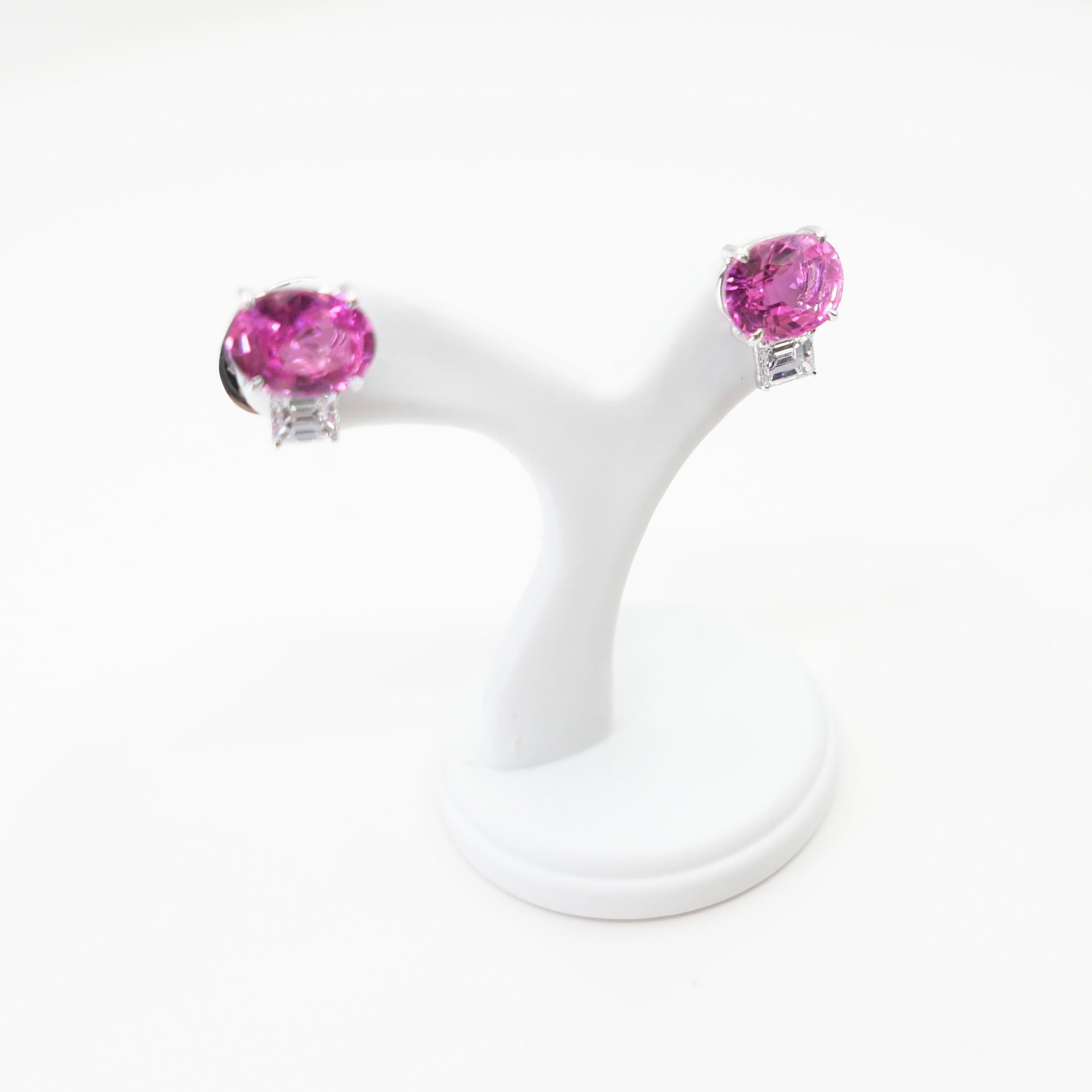 Boucles d'oreilles classiques en saphir Vivid Diamond. Classique. Une couleur folle ! en vente 7