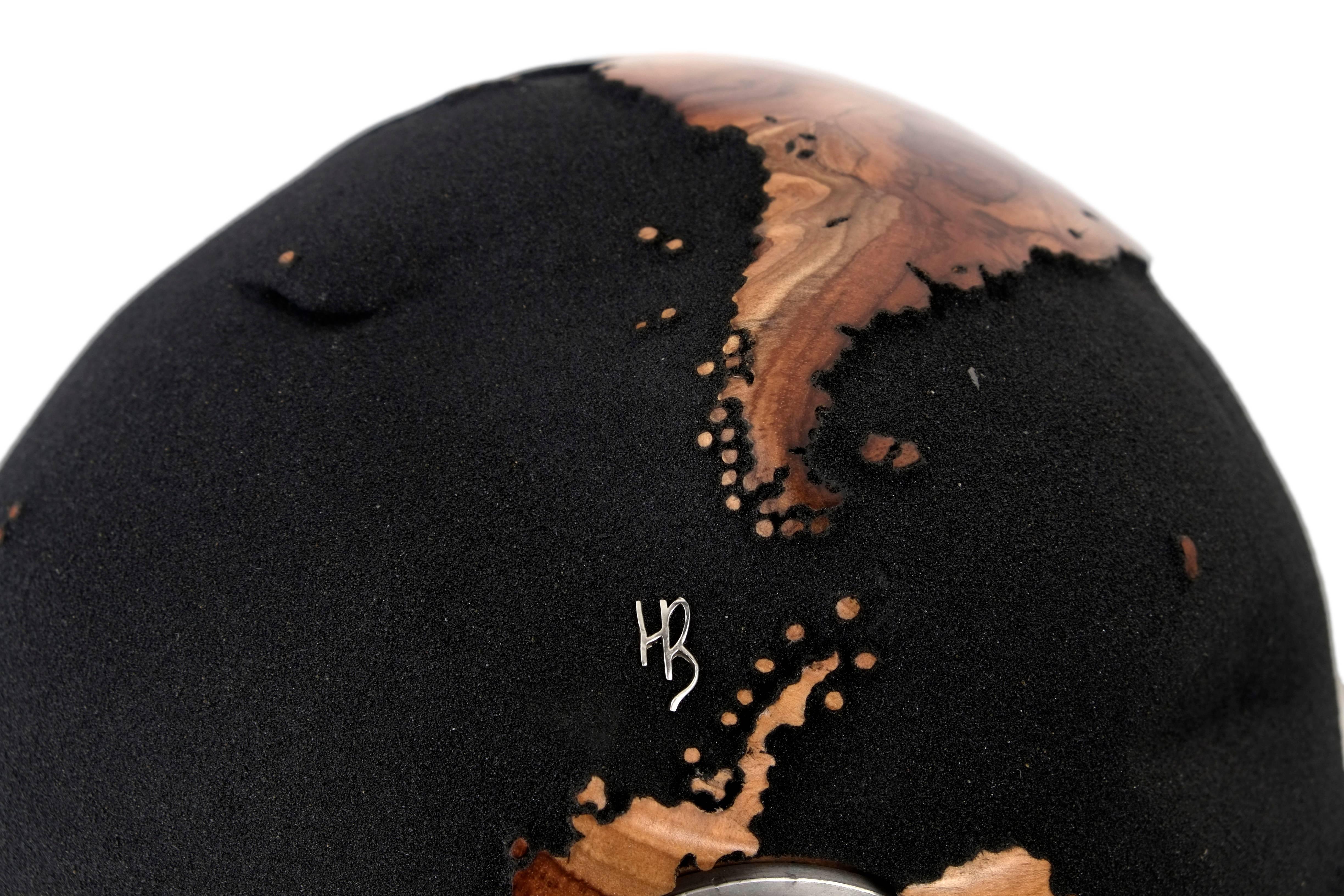 Frêne Globes classiques en sable volcanique HB en racine de teck, 25 cm en vente