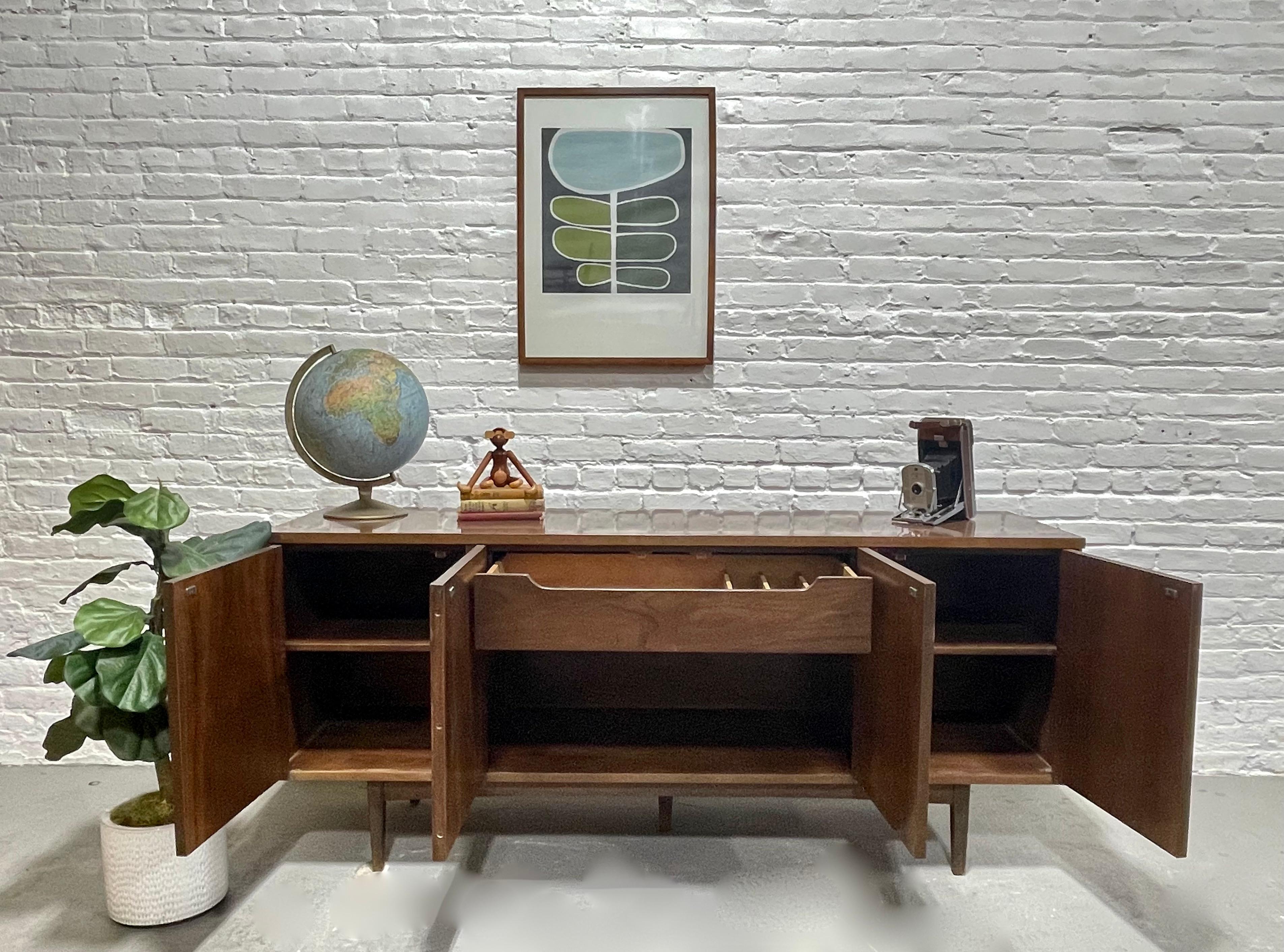 Classic WALNUT Mid Century MODERN CREDENZA / Media Stand / Sideboard by Stanley  2