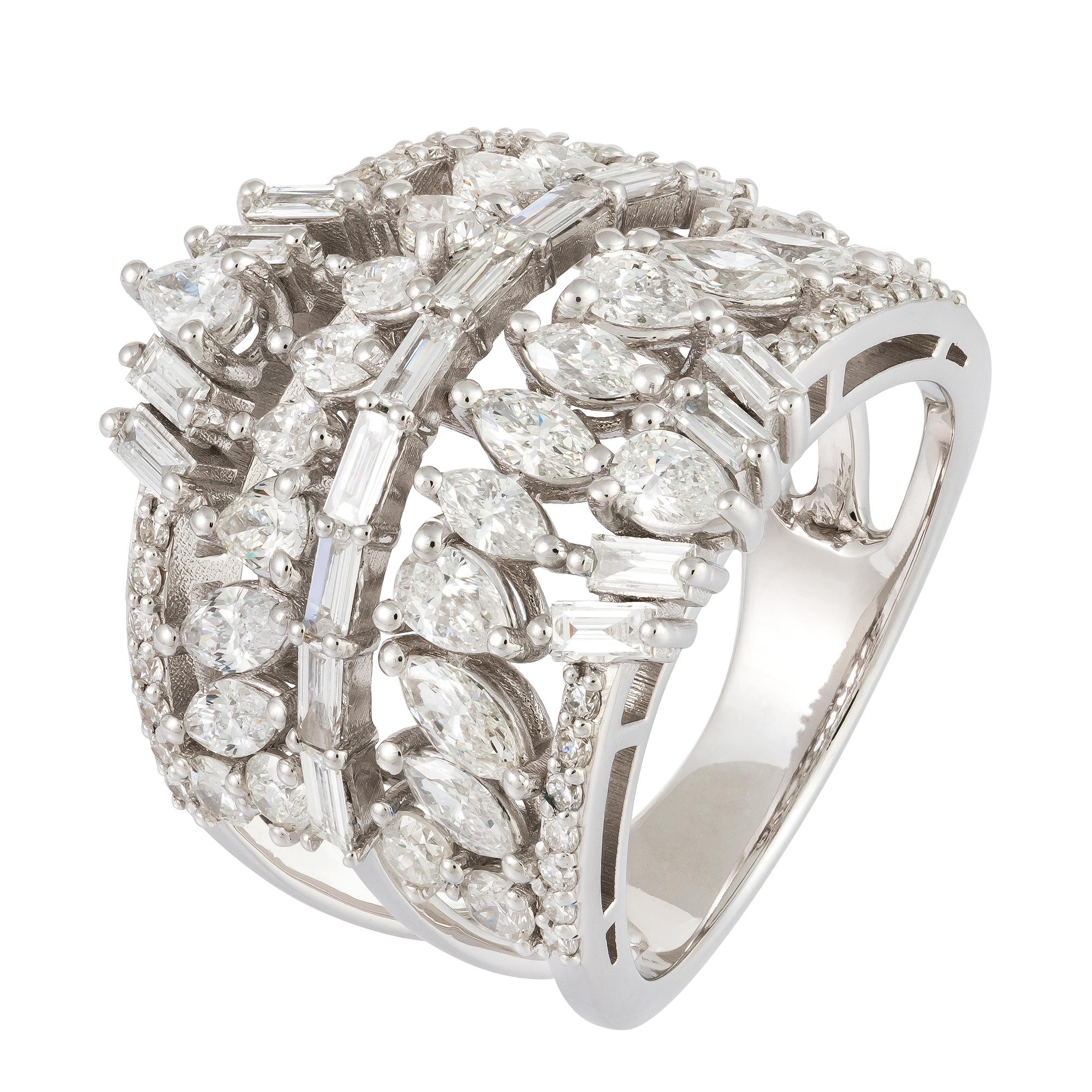Im Angebot: Klassischer weißer 18K Gold Weißer Diamantring für Sie () 3