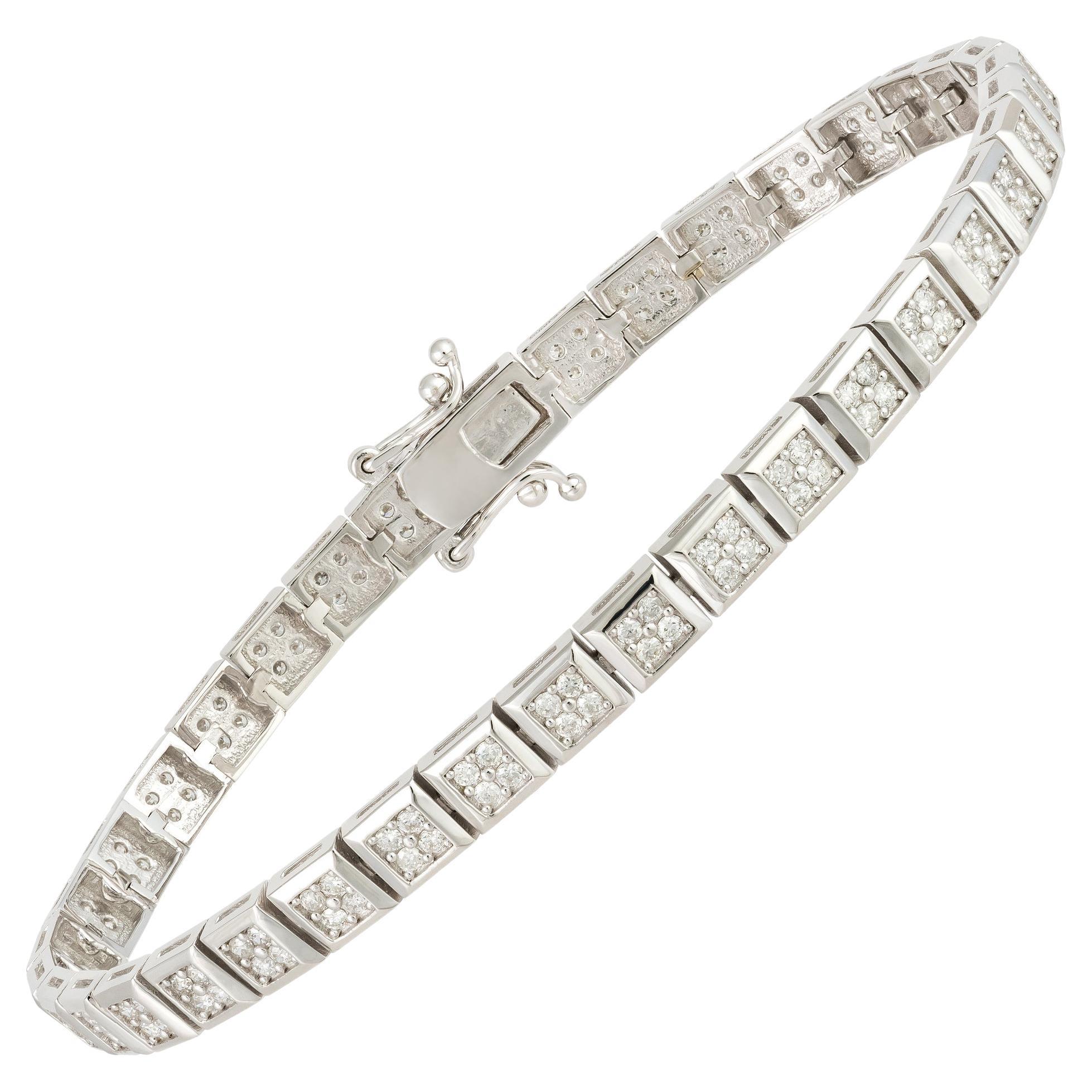 Classic White Gold 18K Diamond Bracelet For Her en vente