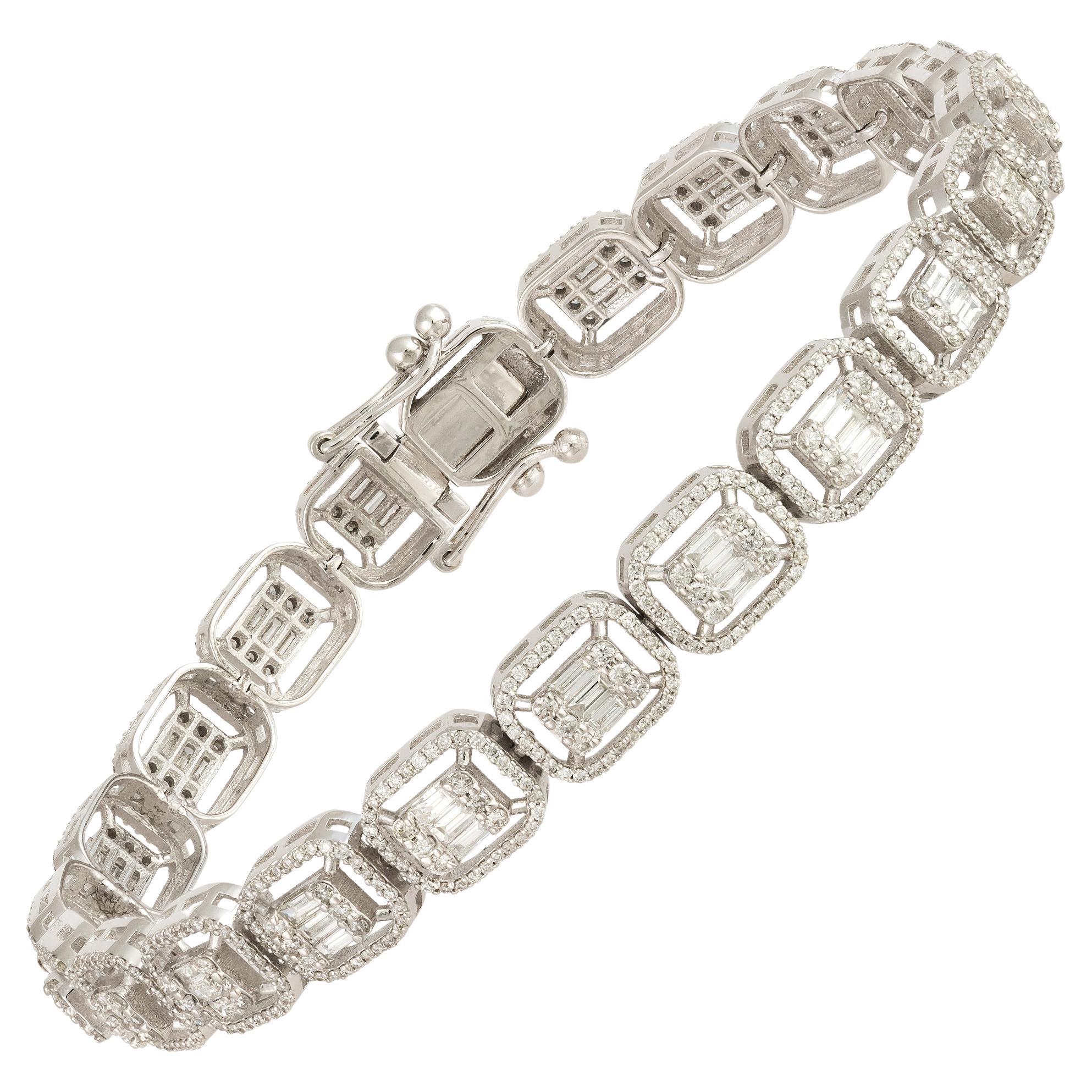 Classic White Gold 18K Diamond Bracelet For Her en vente