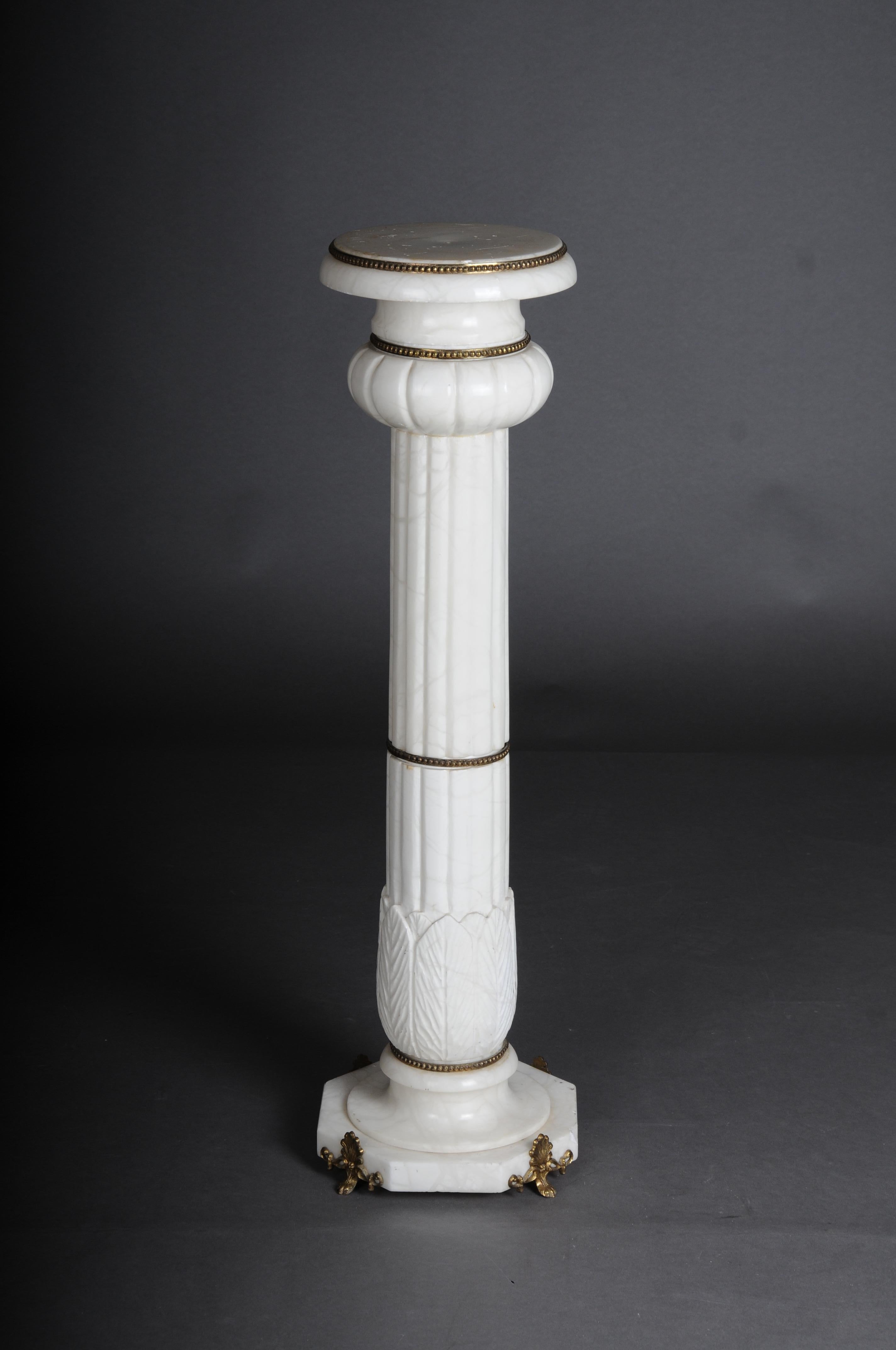 Classic White Marble Column, 20th Century For Sale 5