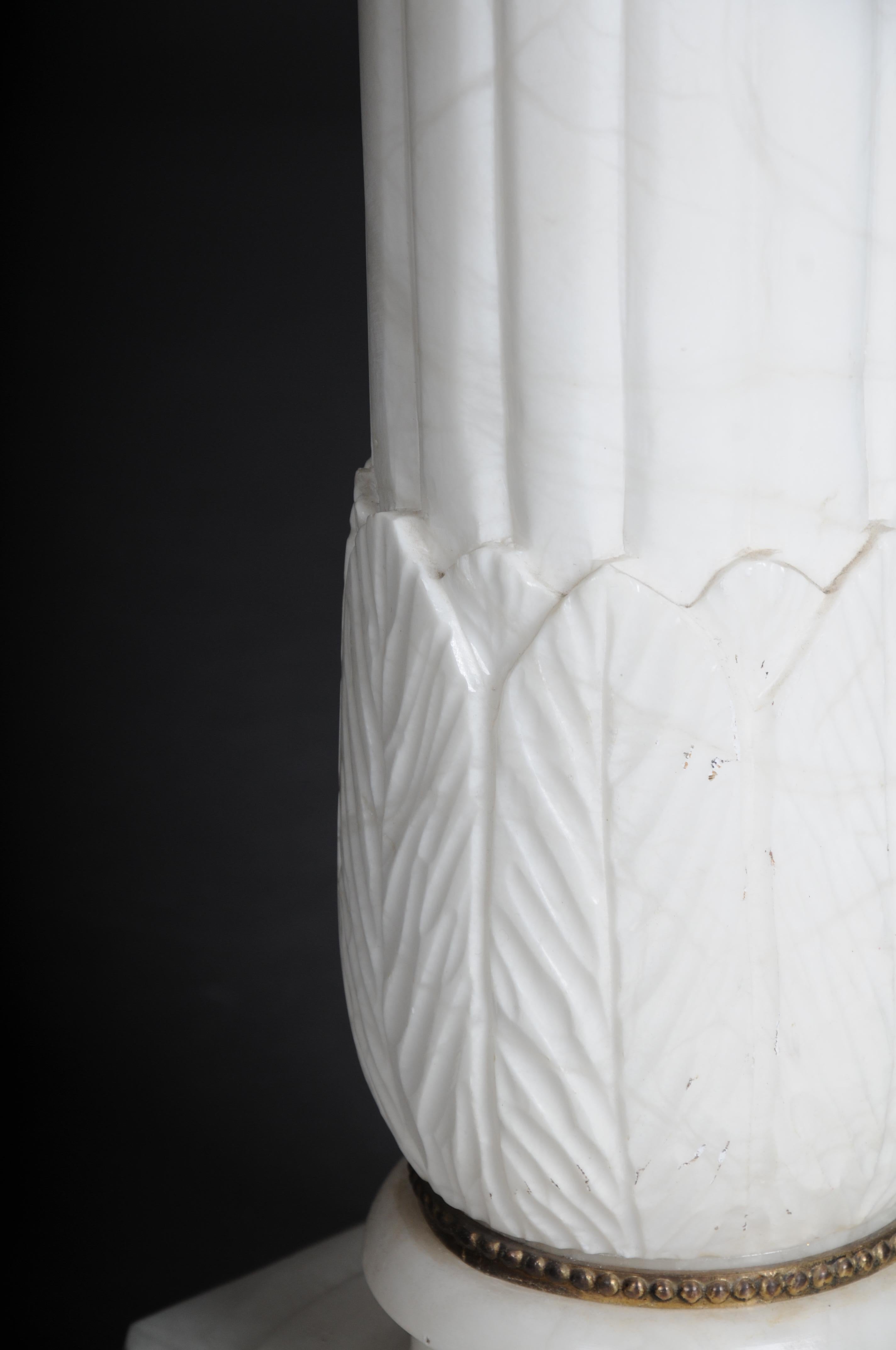 Classic White Marble Column, 20th Century For Sale 4