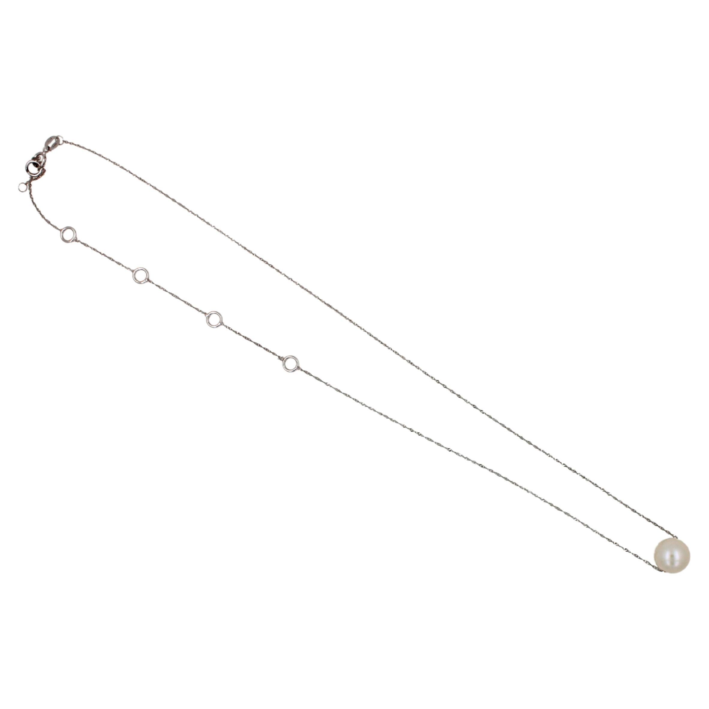 Modern Classic White Pearl 14 Karat White Gold Dainty Chain Pendant Charm Necklace For Sale