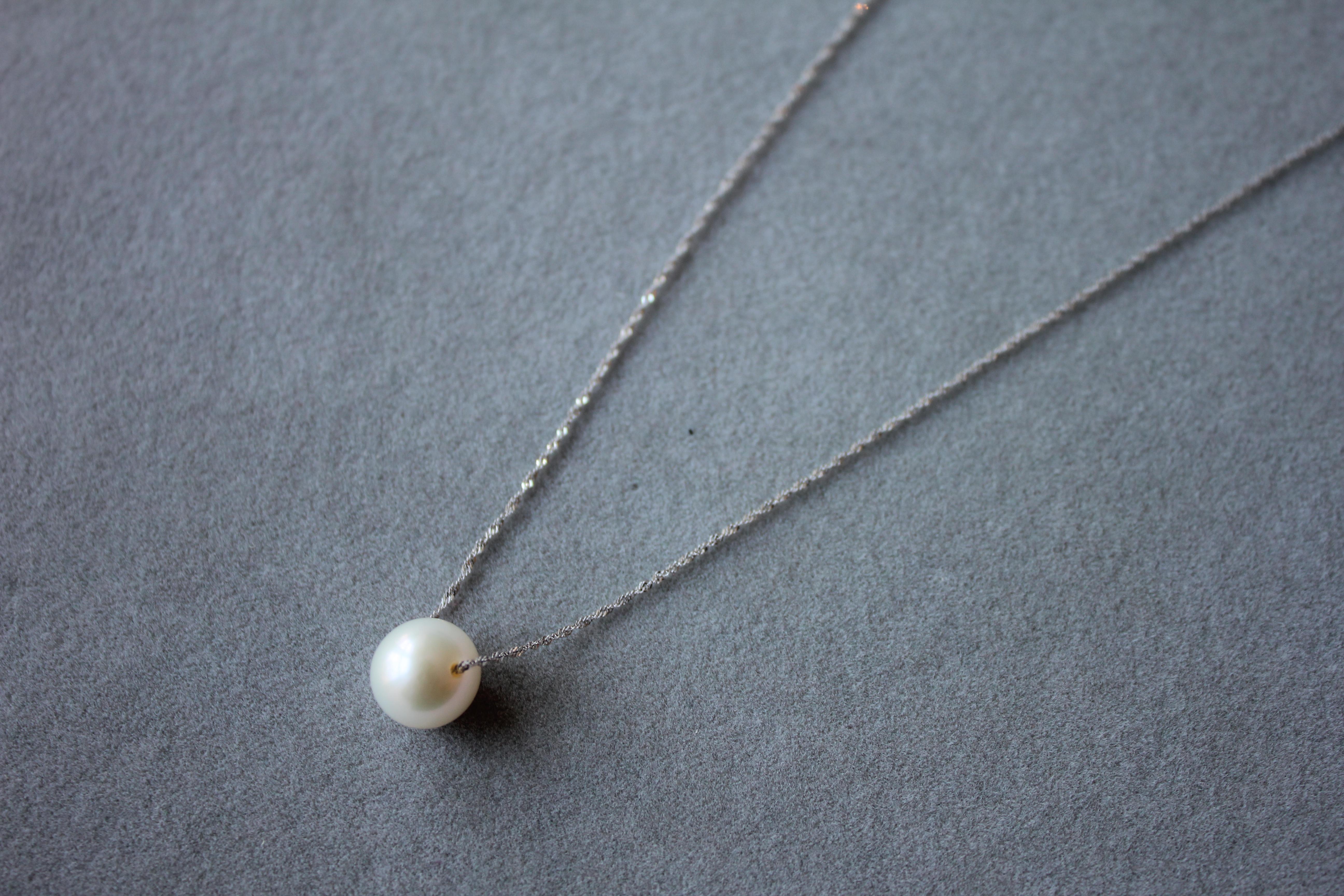 Classic White Pearl 14 Karat White Gold Dainty Chain Pendant Charm Necklace For Sale 1