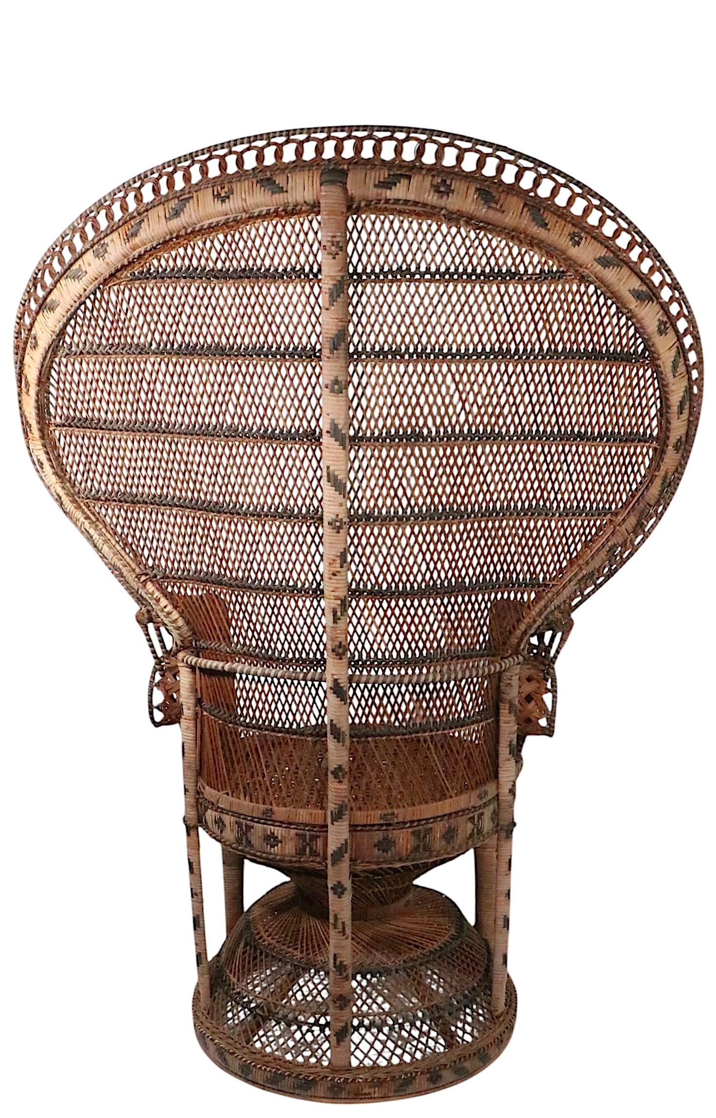Sedia classica in vimini Emmanuelle Peacock 1960/70 ca. in vendita 3
