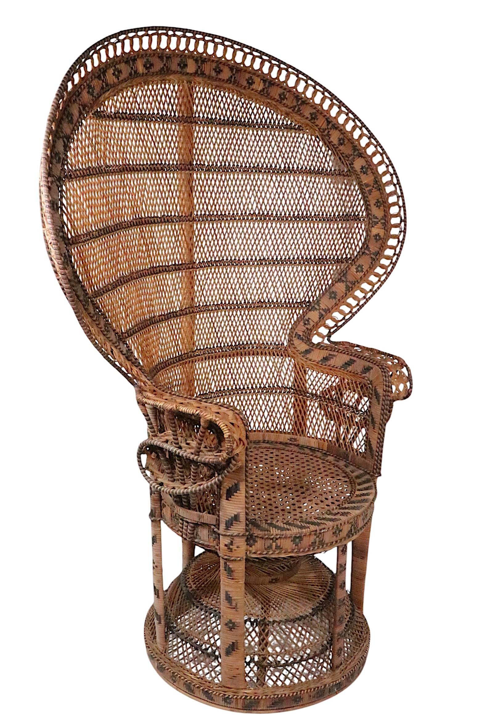 Sedia classica in vimini Emmanuelle Peacock 1960/70 ca. in vendita 5