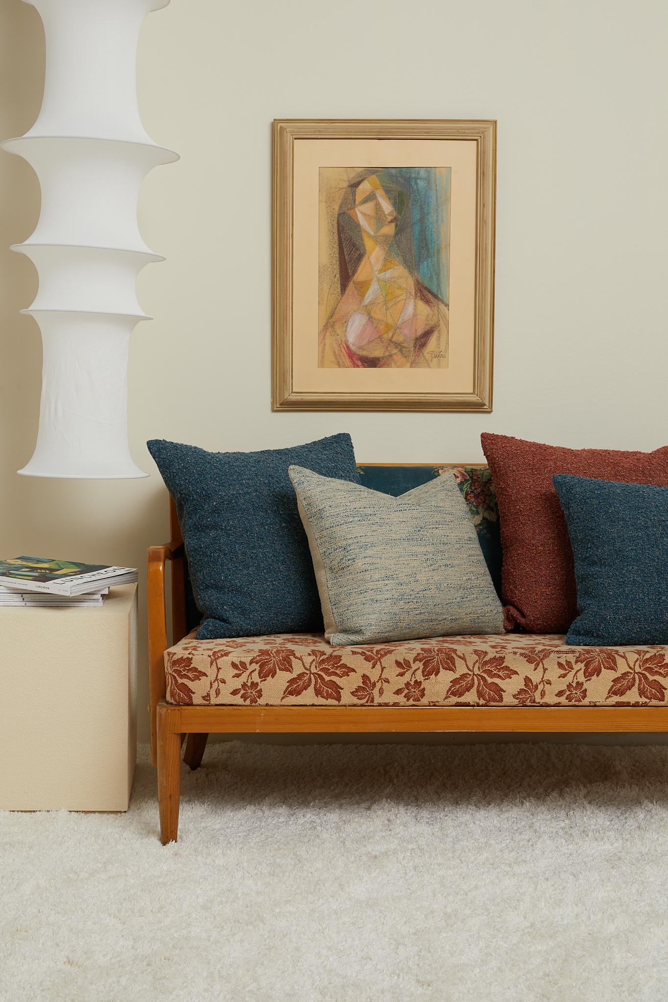 Cuscino Bouclé classico in misto lana e lino di colore blu 60x60 cm. In condizioni Nuovo in vendita a Stockholm, SE