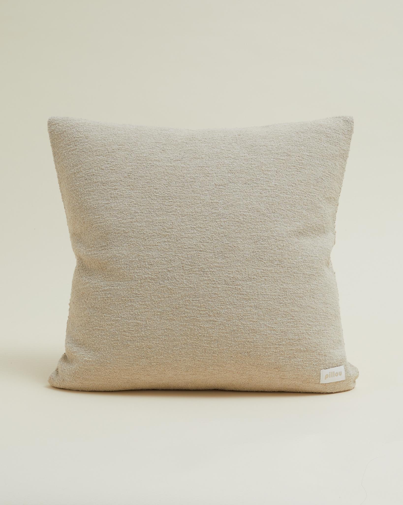 Moderno Cuscino Bouclé classico in misto lana e lino di colore beige chiaro 60x60 cm. in vendita