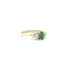 Classic Yellow Gold Nice Green Emerald w/ Diamond Sides Dainty Ring