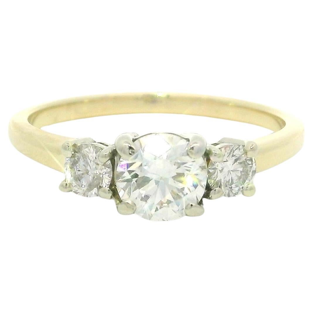 Anello promessa di fidanzamento classico in oro giallo e bianco con 3 pietre e diamanti da 0,96 carati in vendita
