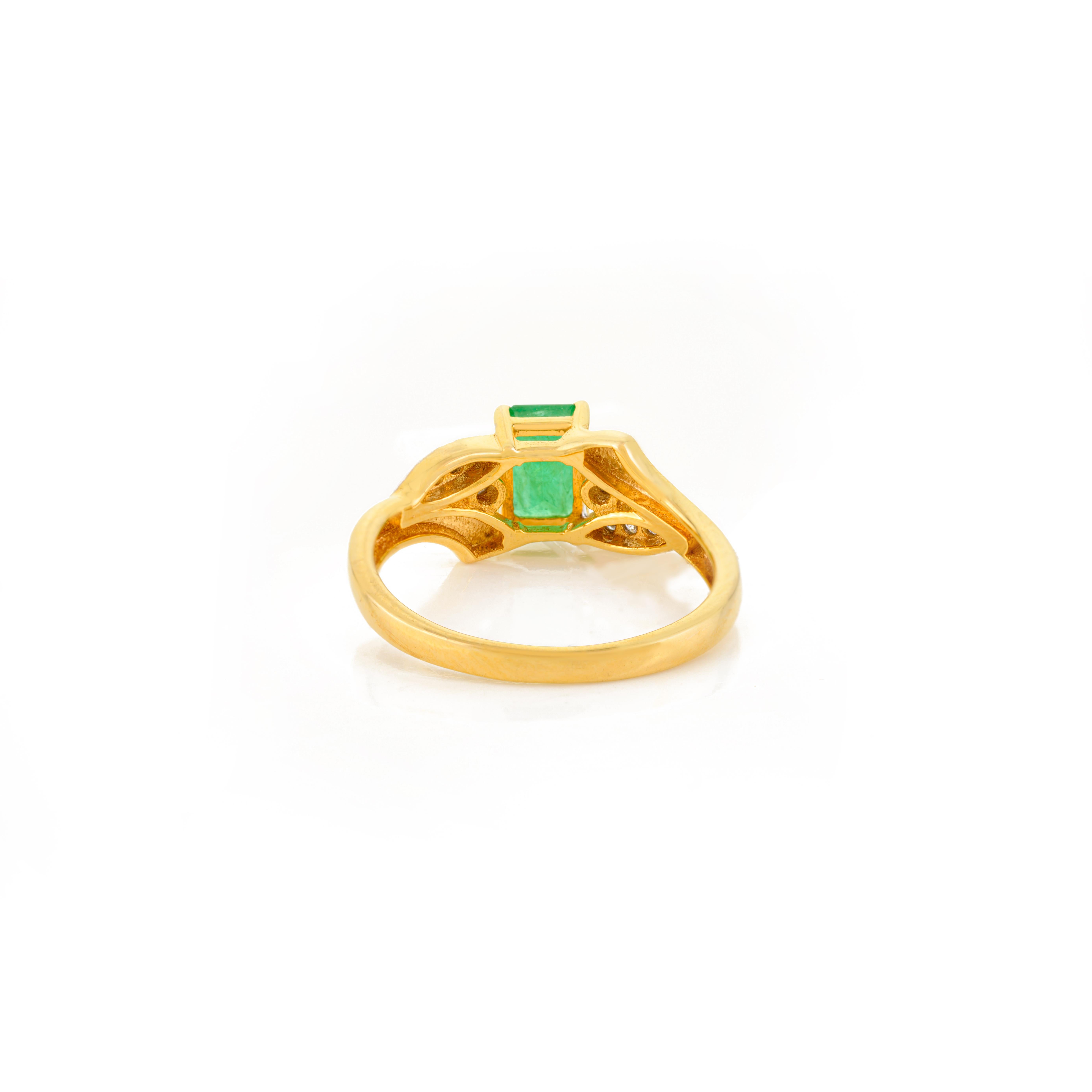 Im Angebot: Classic Zambian Emerald & Diamond Wedding Ring in 18k Solid Yellow Gold For Her () 5