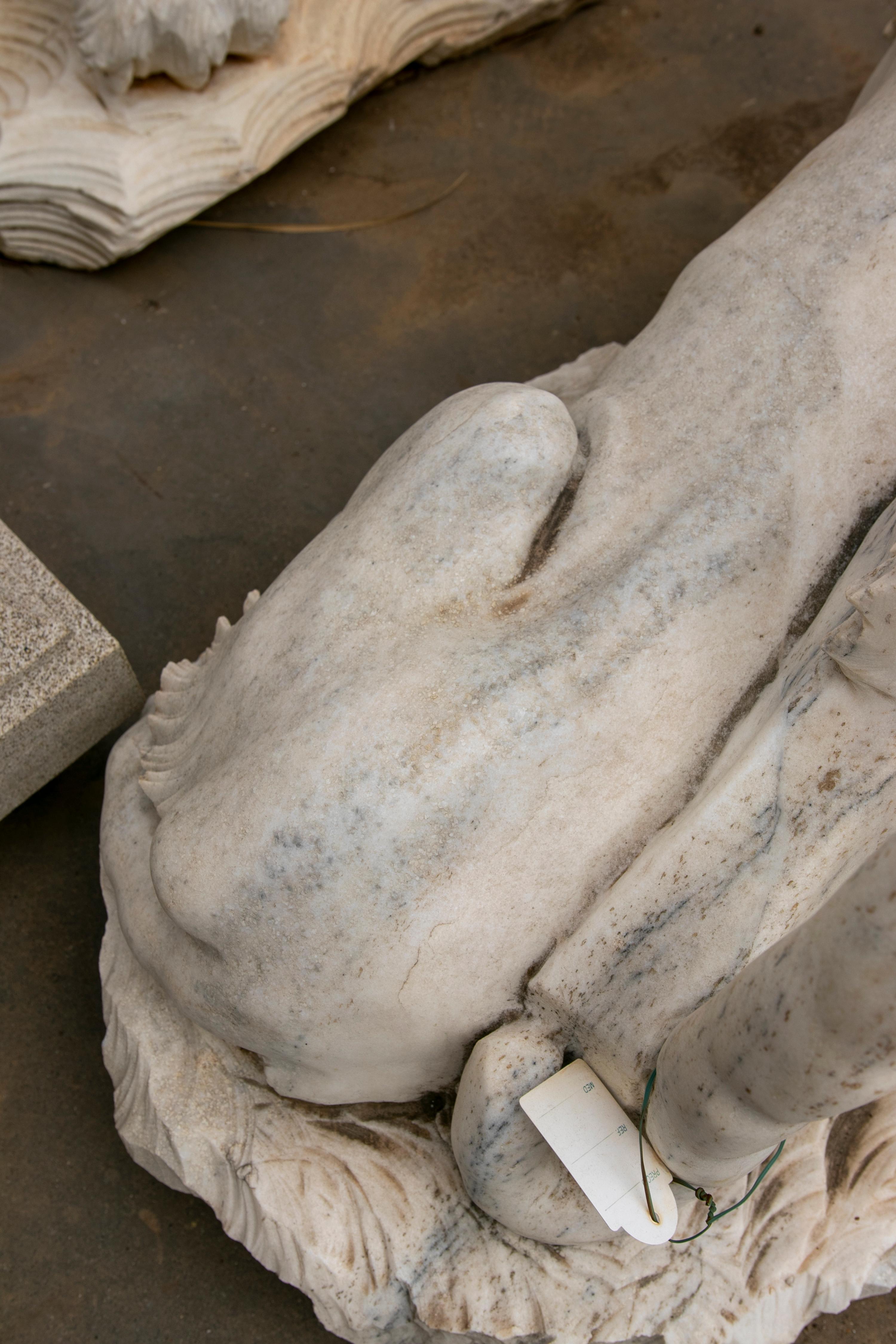 Scultura classica in marmo bianco Macael intagliata a mano degli anni '90 in Spagna con due tigri in vendita 4