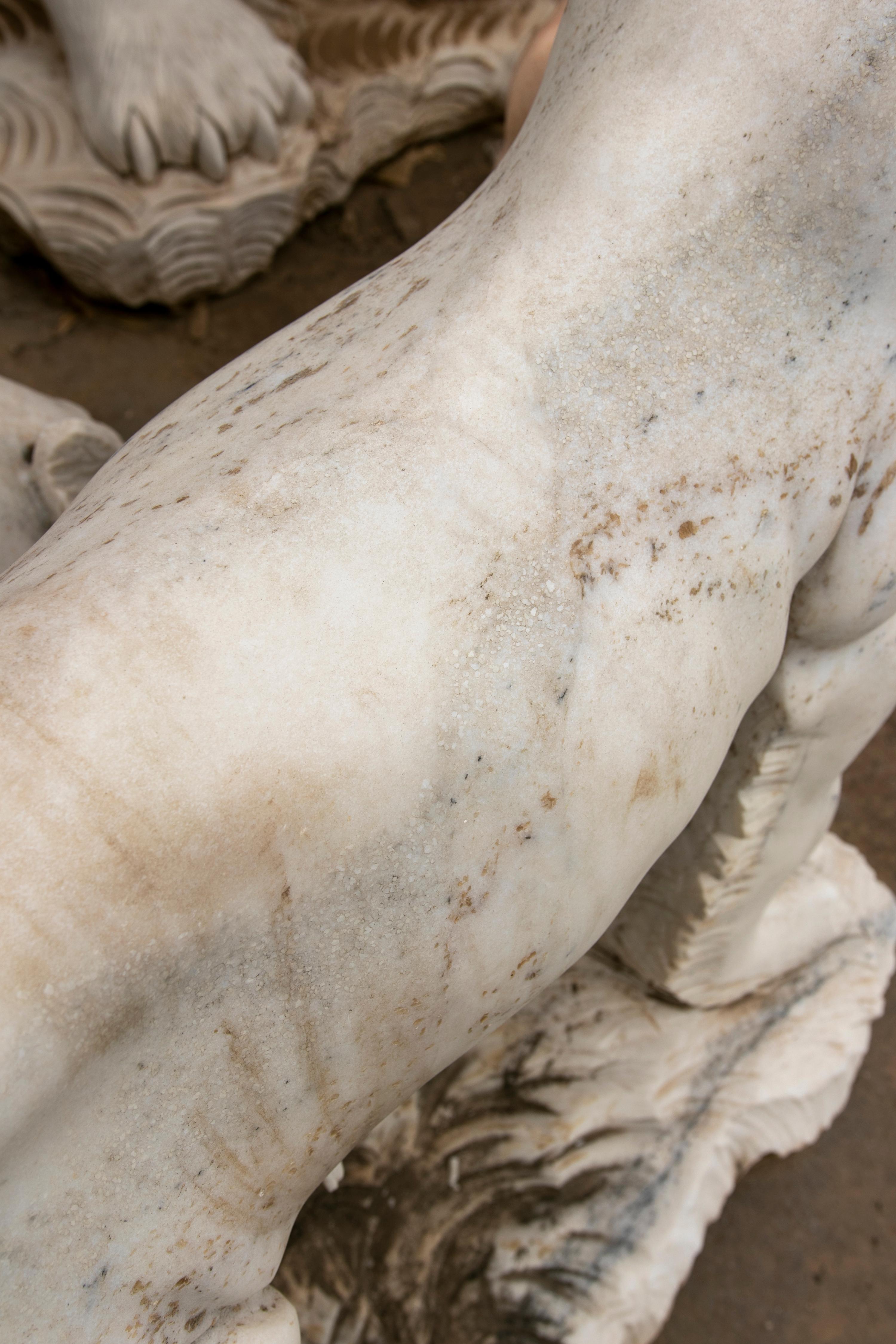 Classical 1990s Spanish Hand Carved Macael White Marble Sculpture of Two Tigers For Sale 6