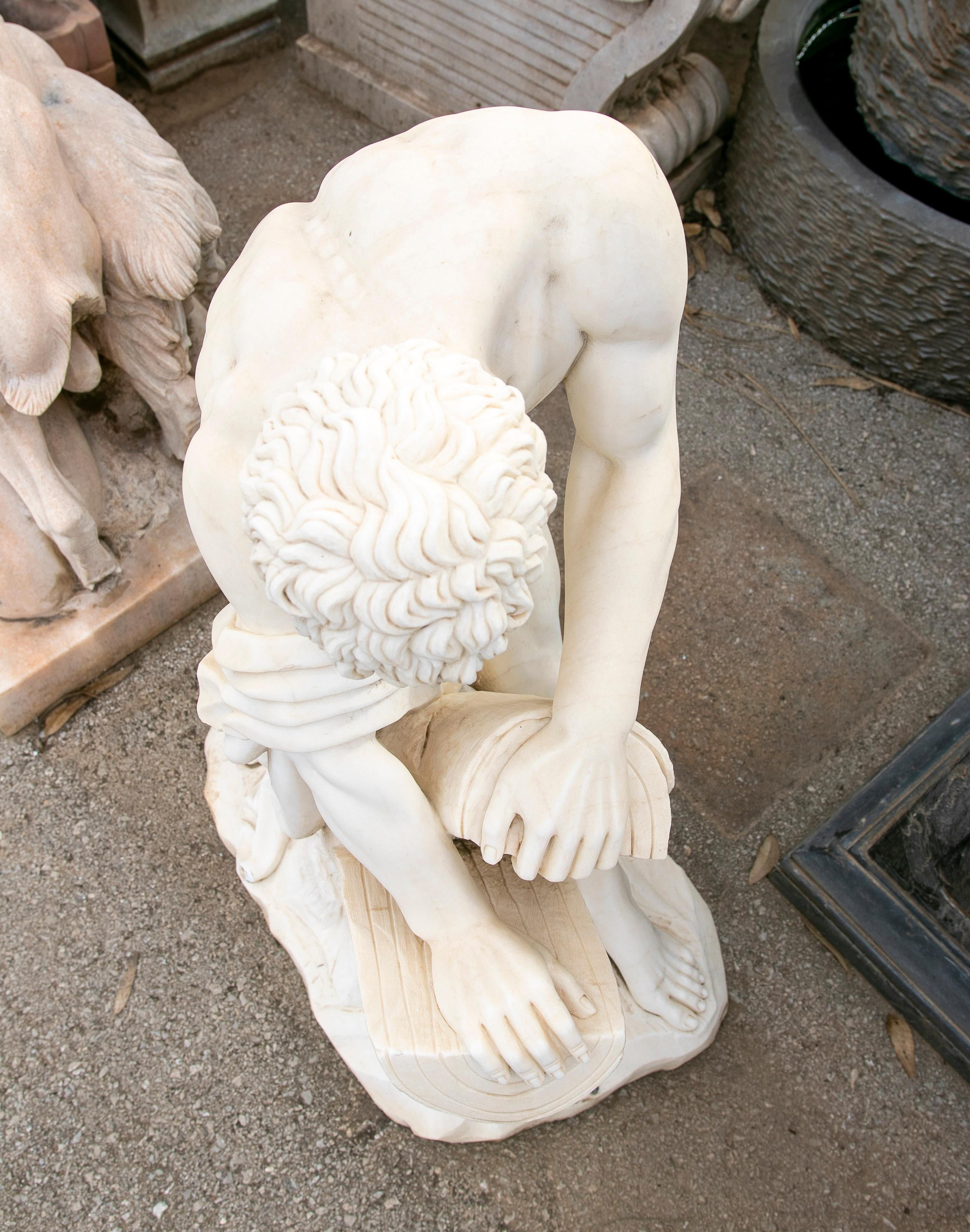 Classic 1990 Statue espagnole de Milo de Croton sculptée à la main d'après Edme Dumont en vente 1