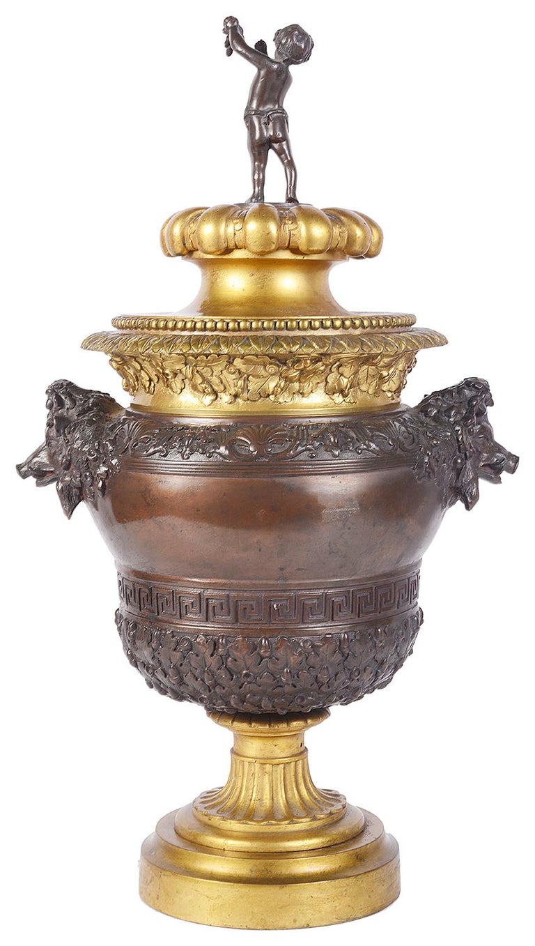 Classical 19th Century Italian Bronze Urn For Sale at 1stDibs
