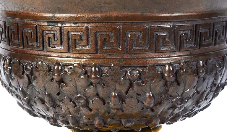 Classical 19th Century Italian Bronze Urn For Sale at 1stDibs