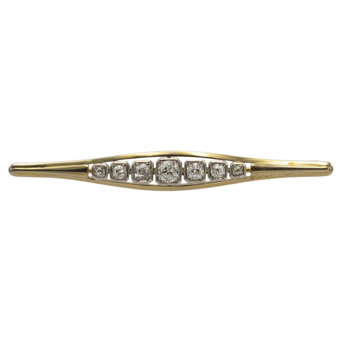 Classical bar gold brooch with Old-European 0.80ct brilliant-cut diamonds, 1940s For Sale