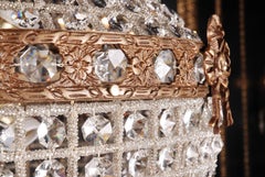 Klassischer Korbkronleuchter im Biedermeier-Stil