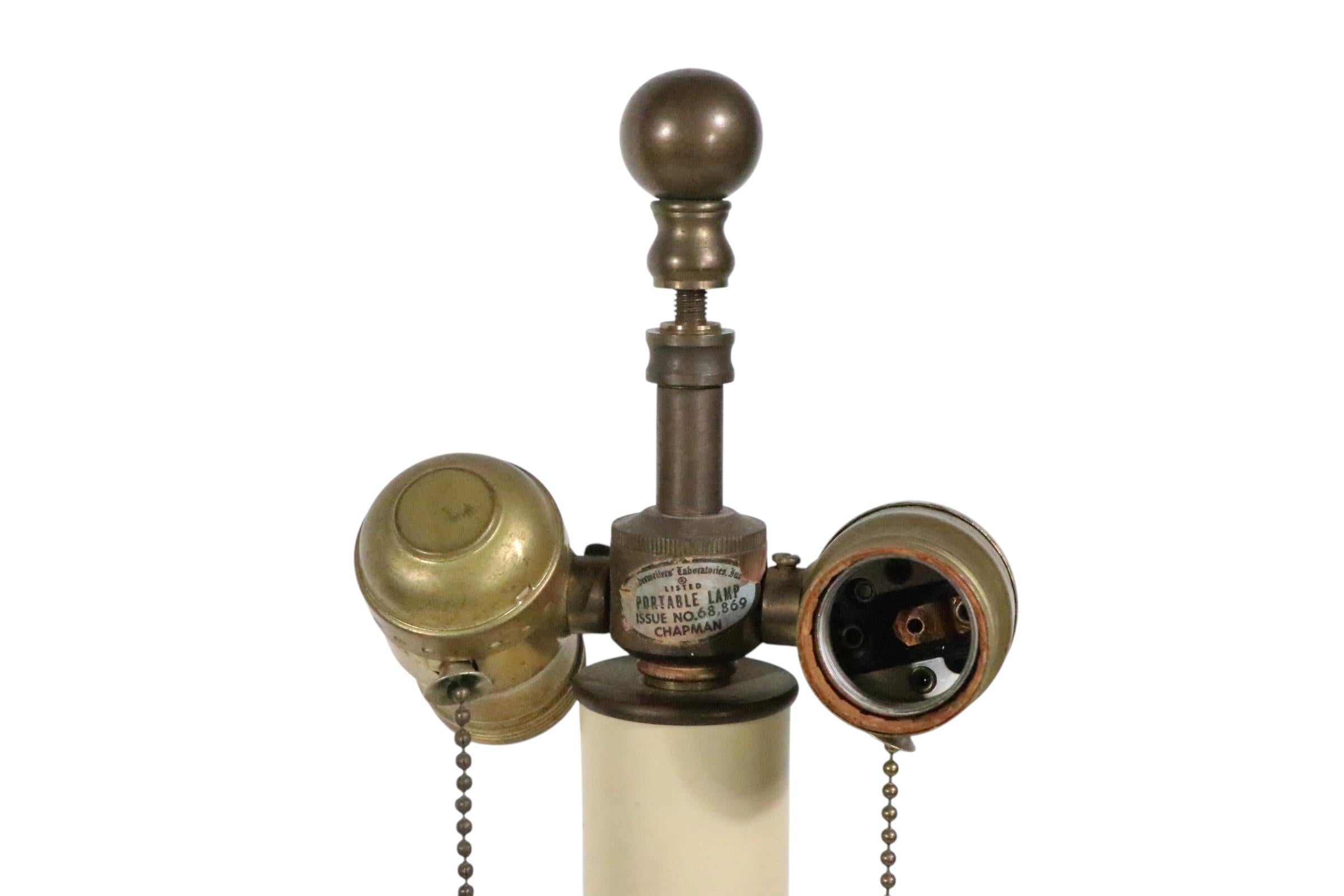 Classical Brass Table Lamp by Chapman c. 1970's For Sale 10