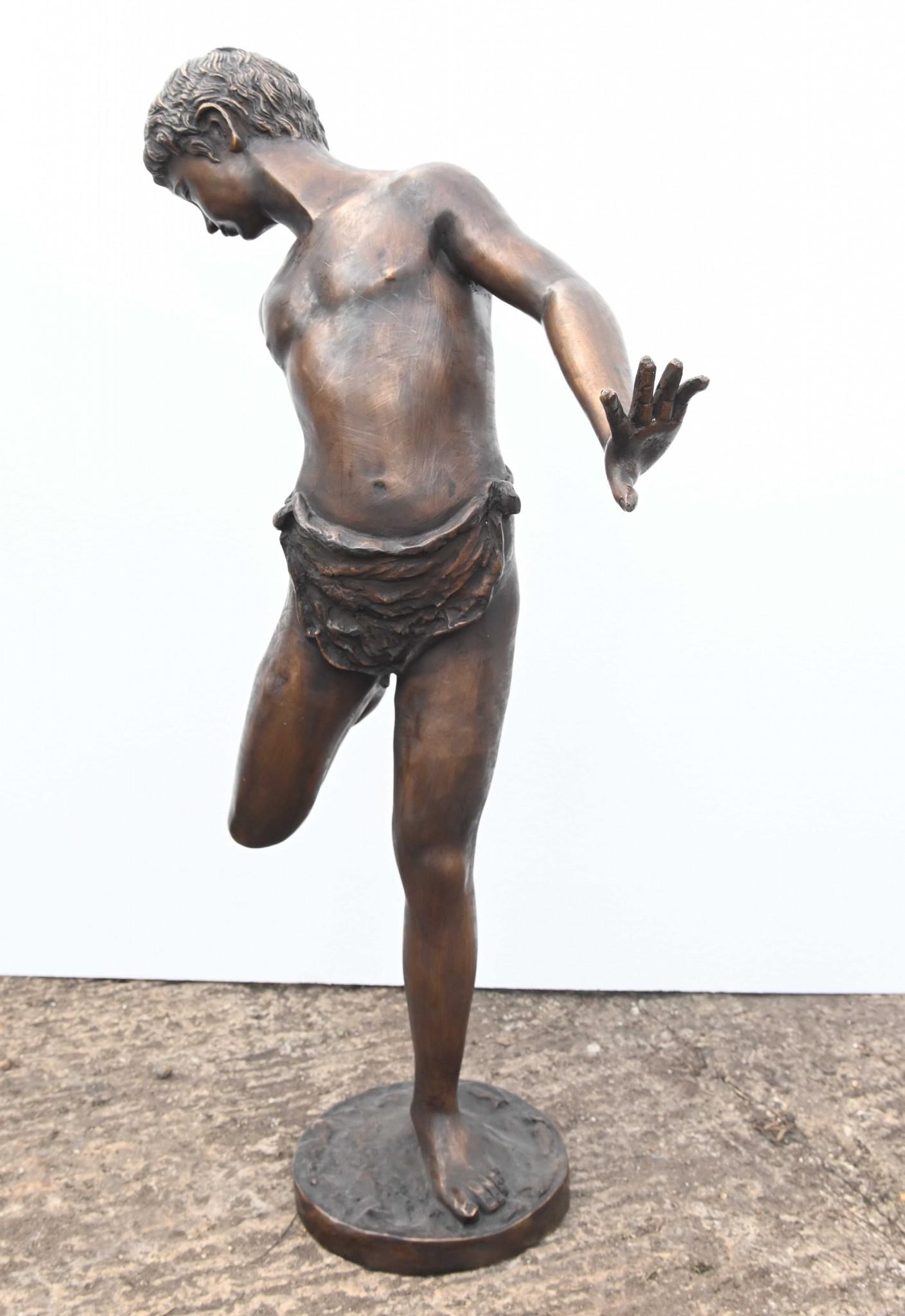 Classic Bronze Crab Boy Statue Italian Casting Athlete en vente 6