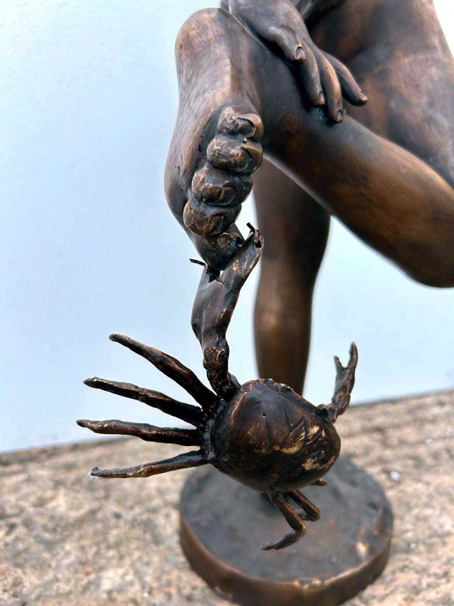 Classic Bronze Crab Boy Statue Italian Casting Athlete en vente 9
