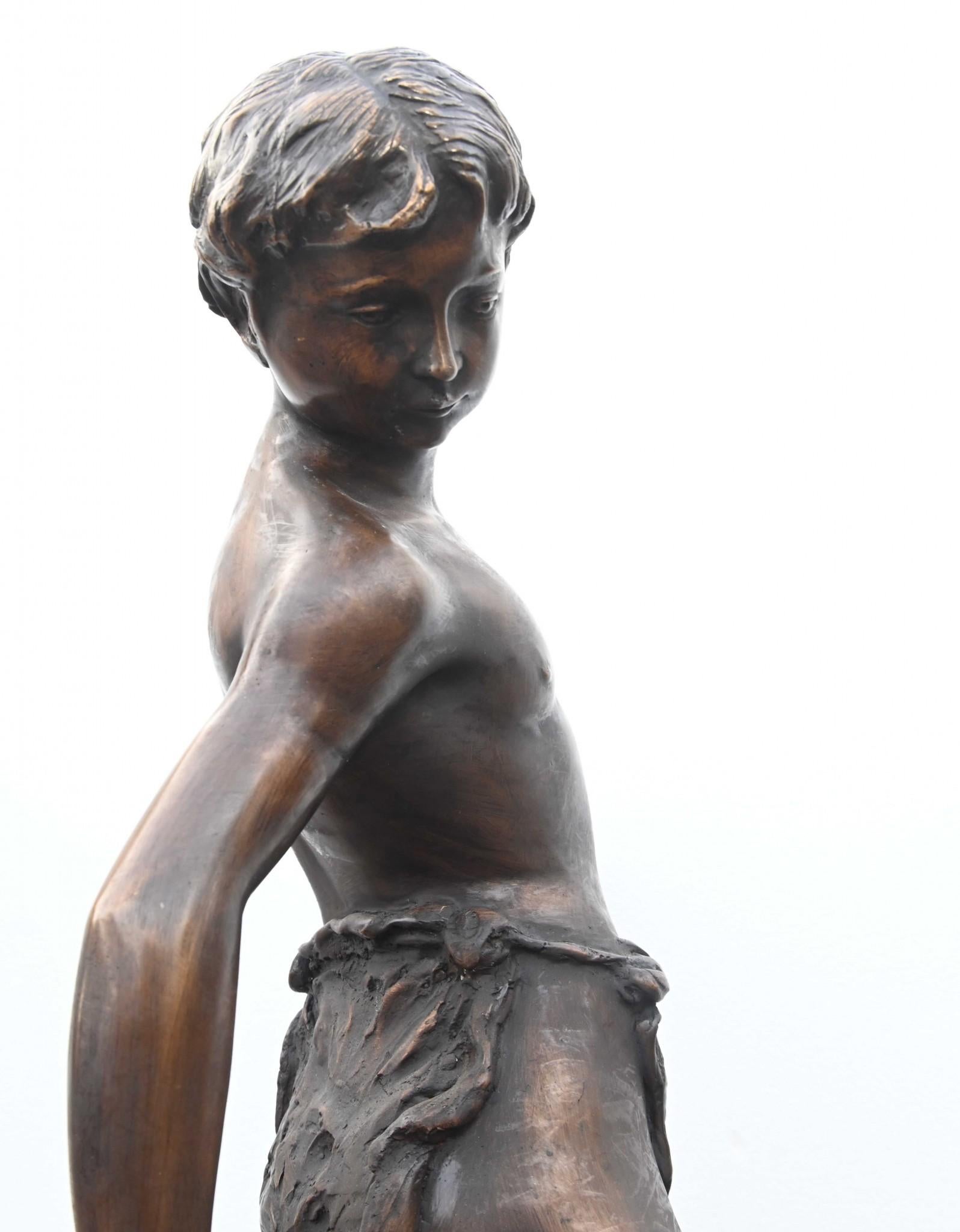 Classic Bronze Crab Boy Statue Italian Casting Athlete Bon état - En vente à Potters Bar, GB