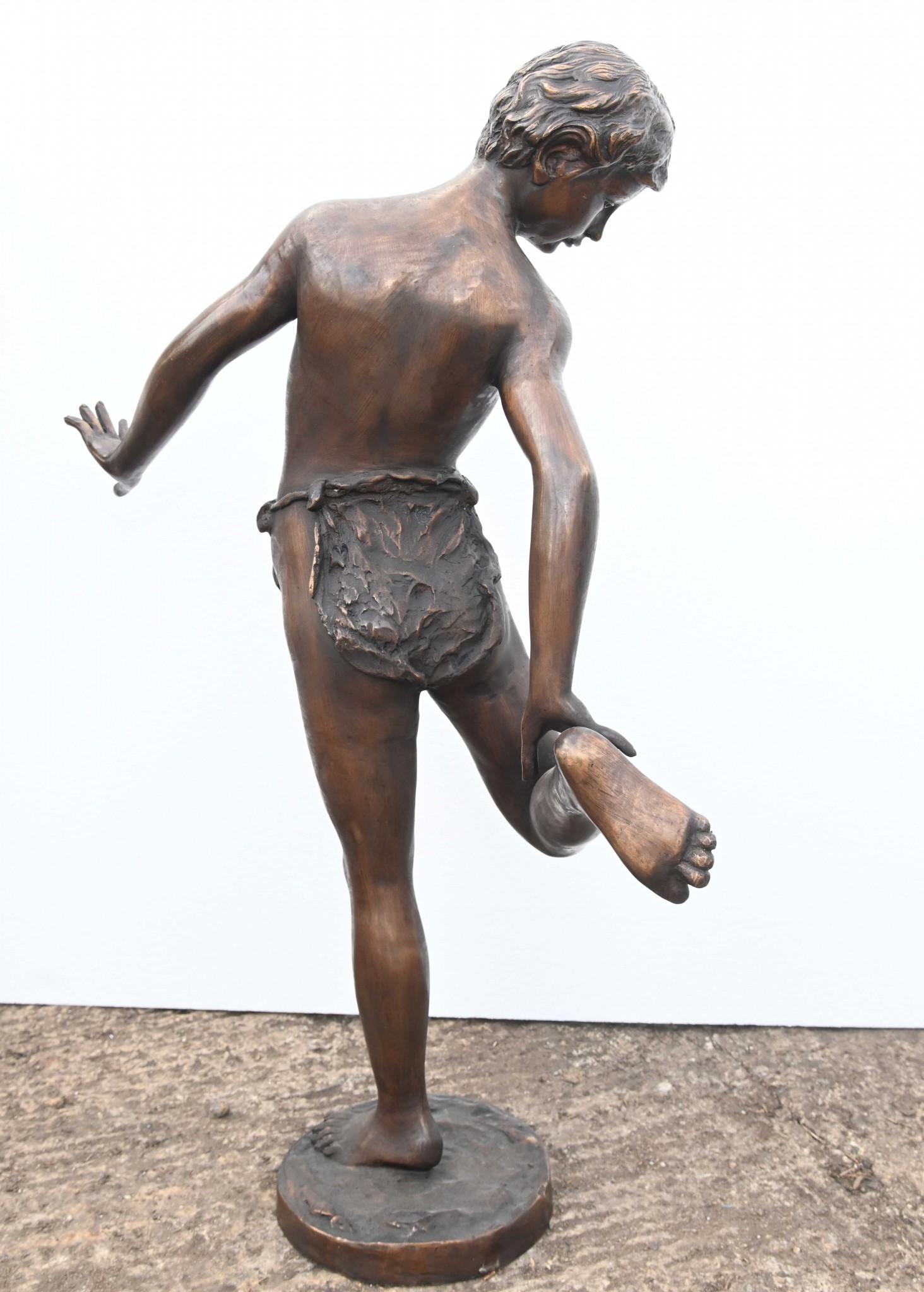 Classic Bronze Crab Boy Statue Italian Casting Athlete en vente 2