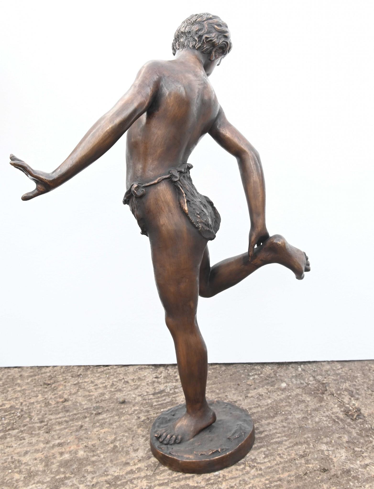 Classic Bronze Crab Boy Statue Italian Casting Athlete en vente 3