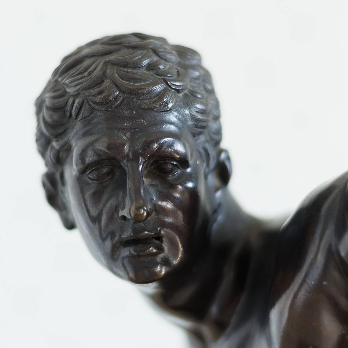 Classical Bronze Model of the Borghese Gladiator In Good Condition In London, GB