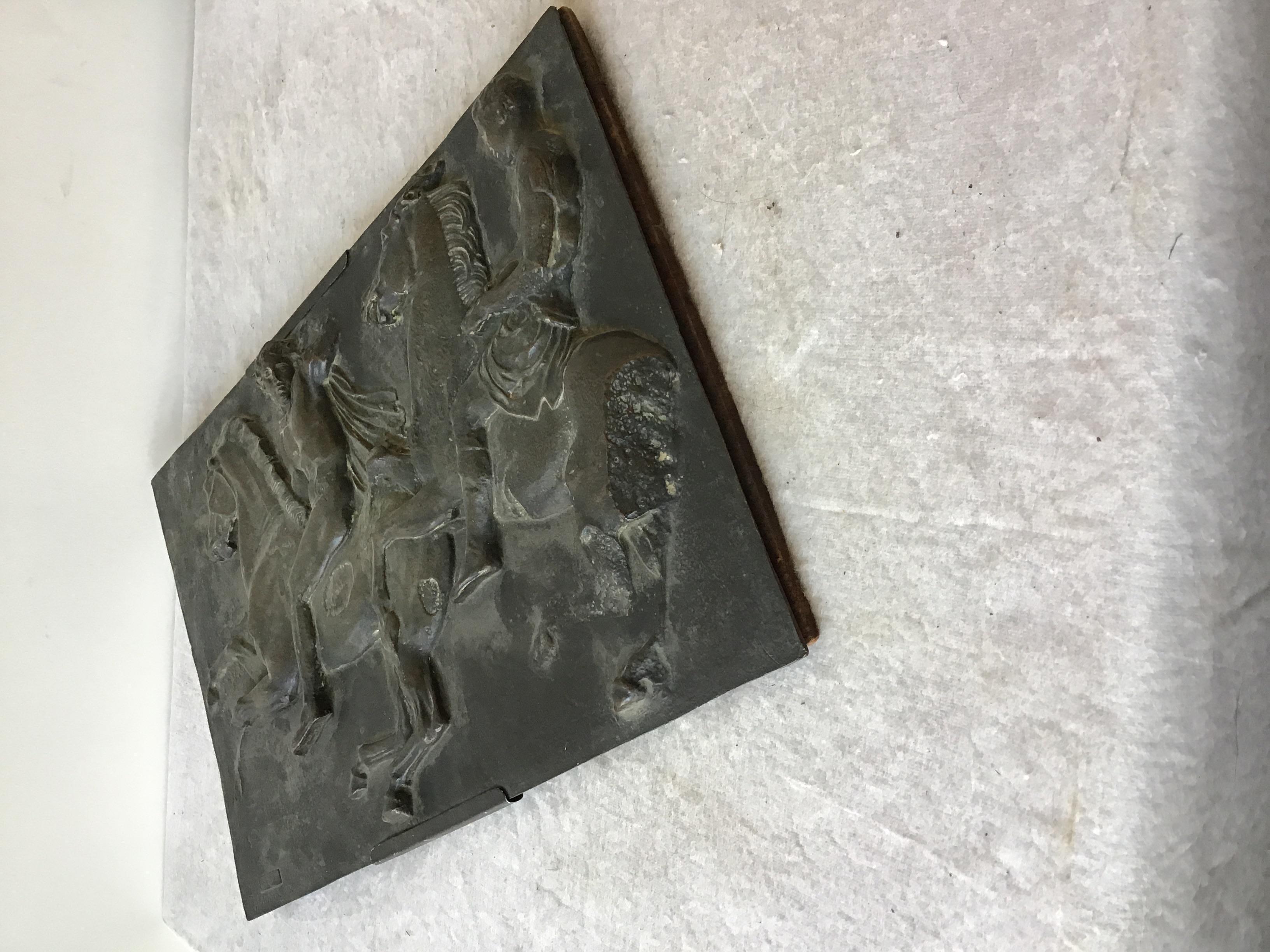 1890s Classical Bronze Plaque of Roman Warriors by B. Cheverton In Good Condition In Tarrytown, NY