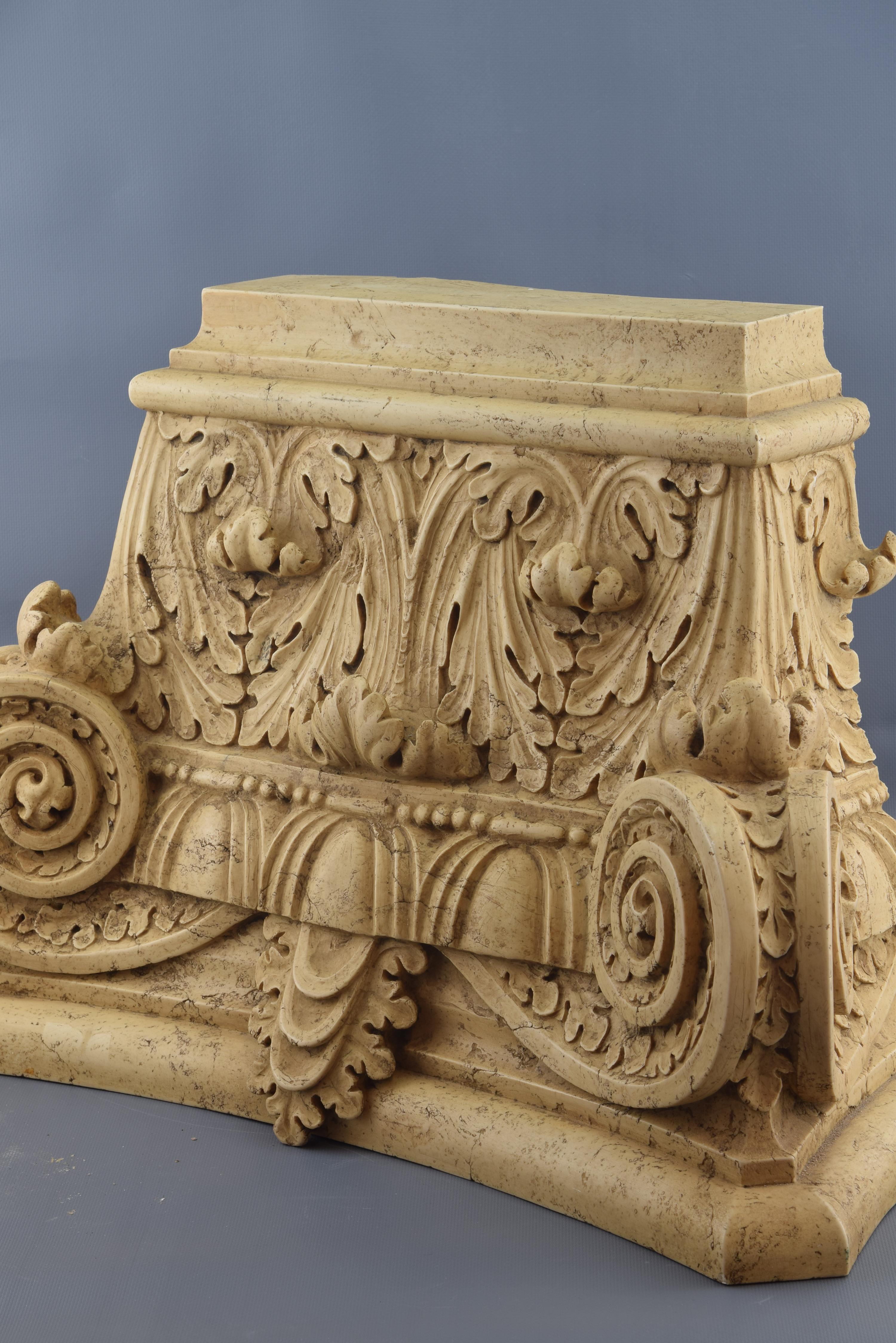 Neoclassical Classical Capital, Modeled Alabaster, 20th Century