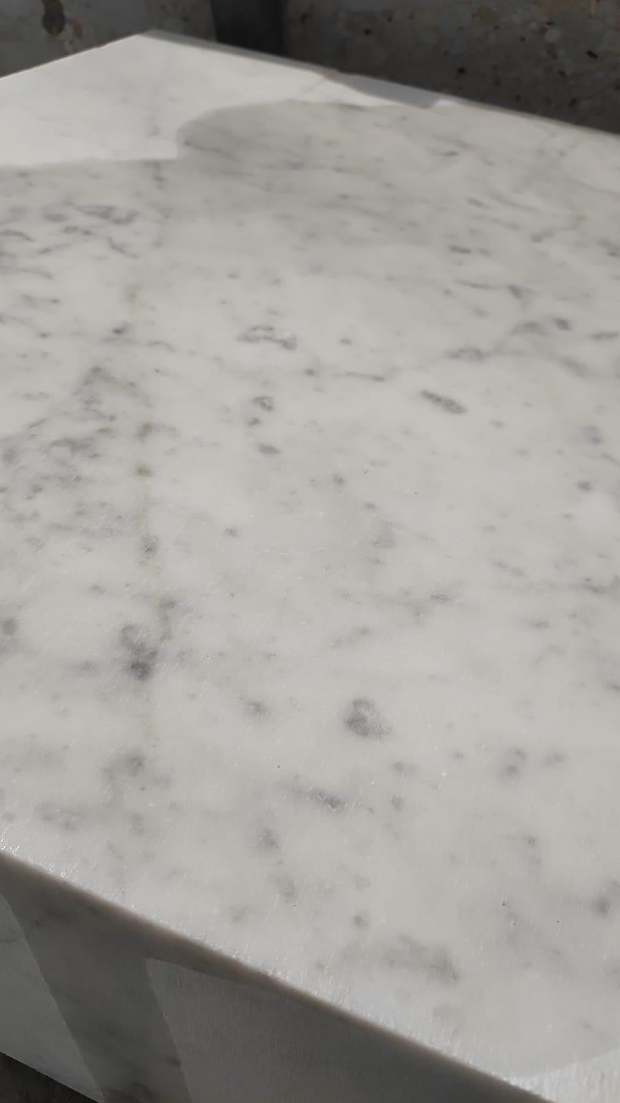 Lavabo clásico de piedra de mármol de Carrara en venta 2