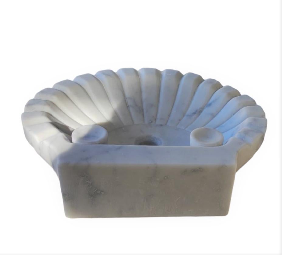 Classical Carved Carrara Bianco Marble Stone Sink Basin
This timeless beautiful Italian classical sink is cut from one single block of Carrara marble, these designs have not changed since Greek and Roman times, it carries superb artistic merit