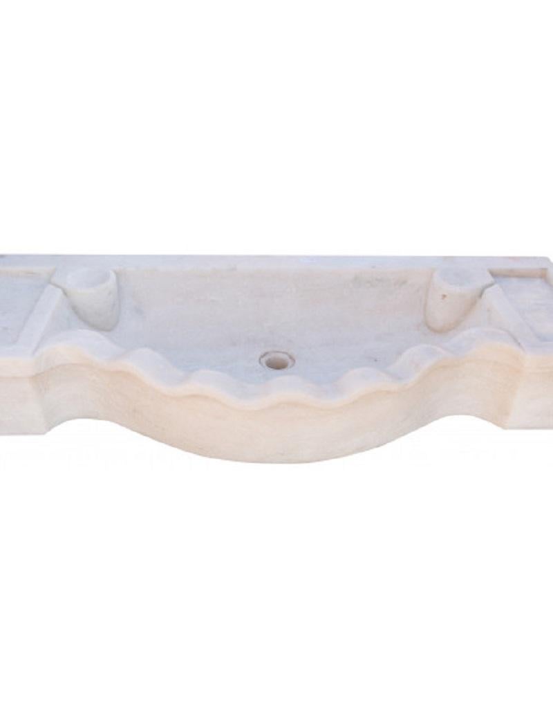 Classical Carved Marble Stone Sink Basin In New Condition For Sale In Cranbrook, Kent