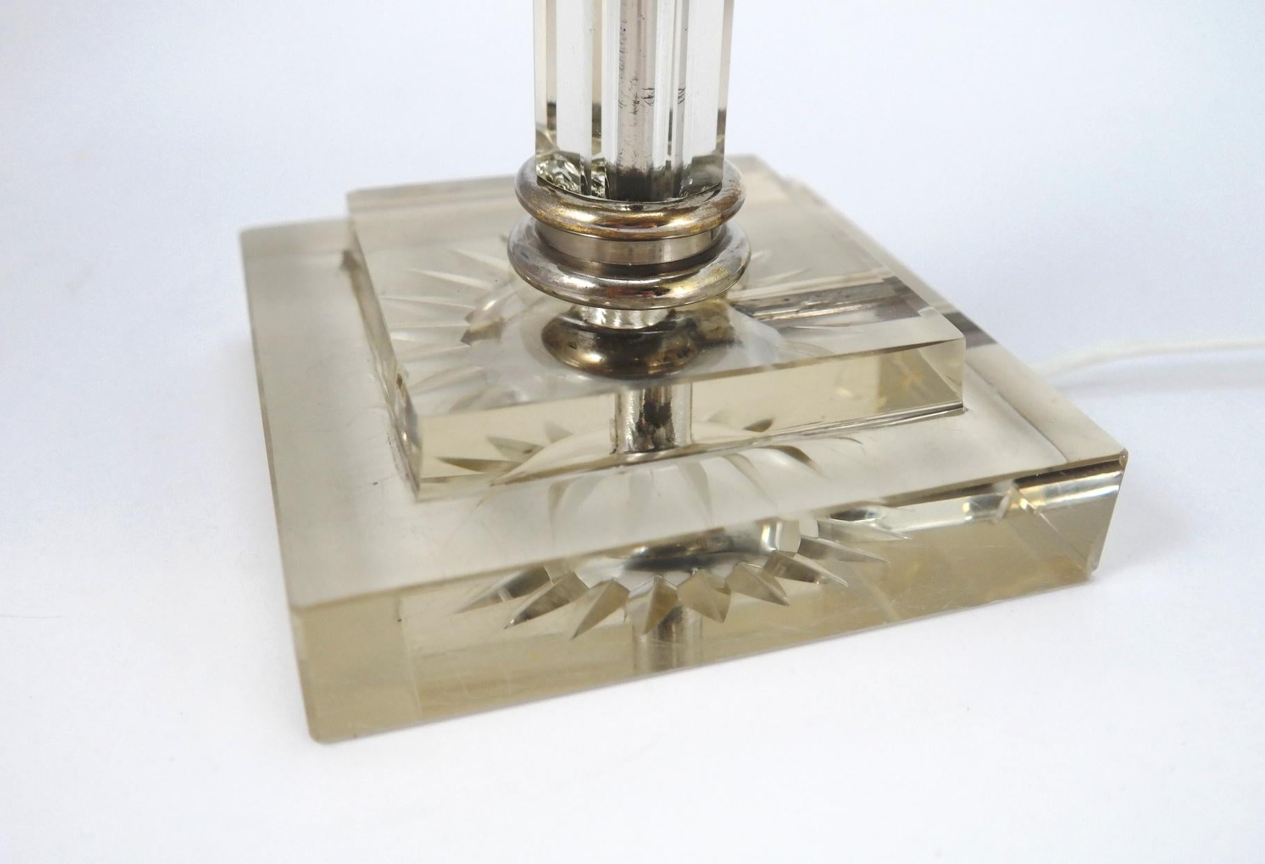 Classical Chiseled Crystal Table Lamp, 1930s For Sale 1