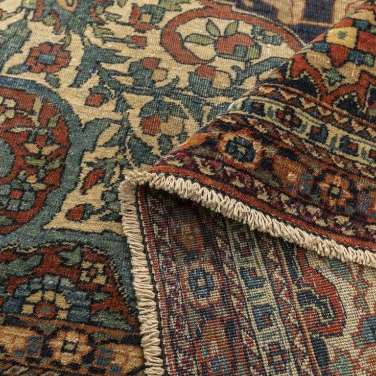Classical Design Wool Rug Keshan For Sale at 1stdibs