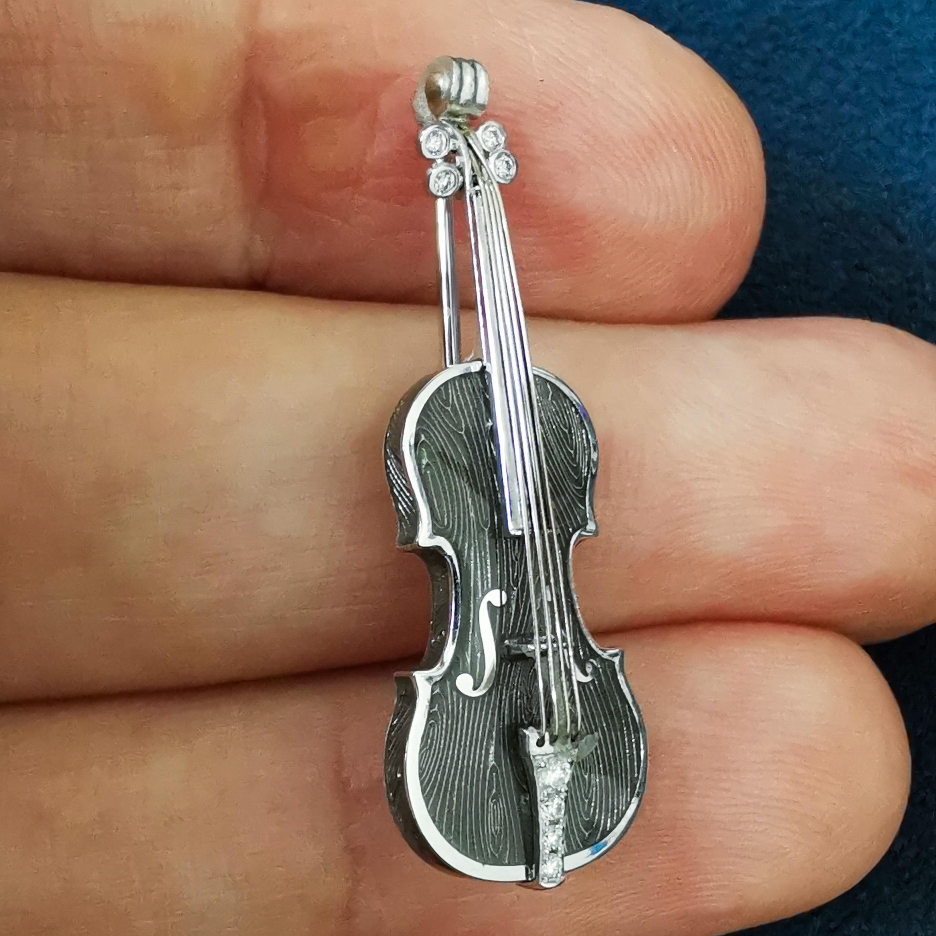 Contemporary Classical Enamel Diamond 18 Karat White Gold Mini Violin Brooch For Sale