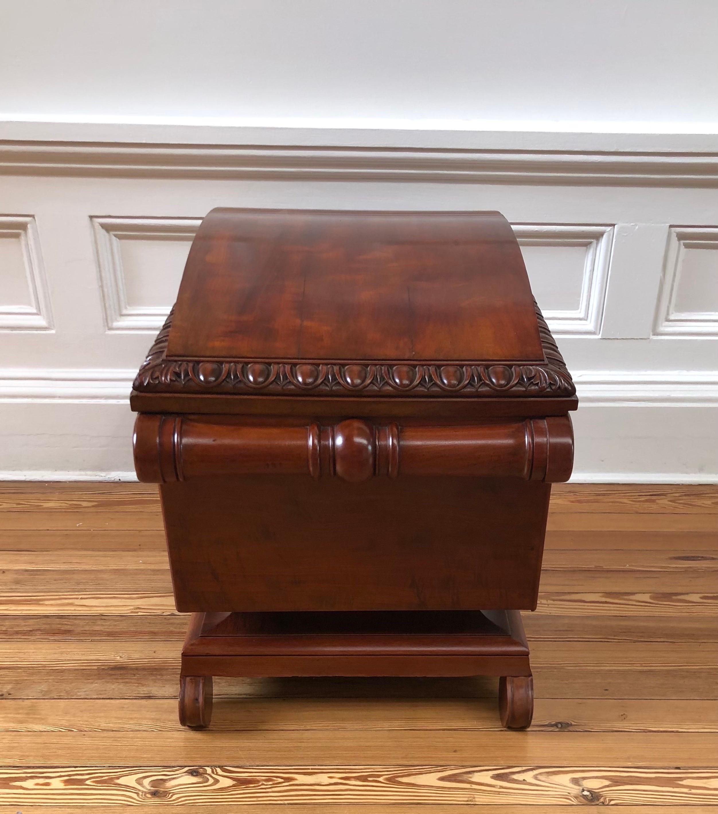 Classical English Regency Sarcophagus Mahogany Dome Top Cellarette / Office File For Sale 5