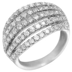 Bague classique de tous les jours en or blanc et diamants pour elle